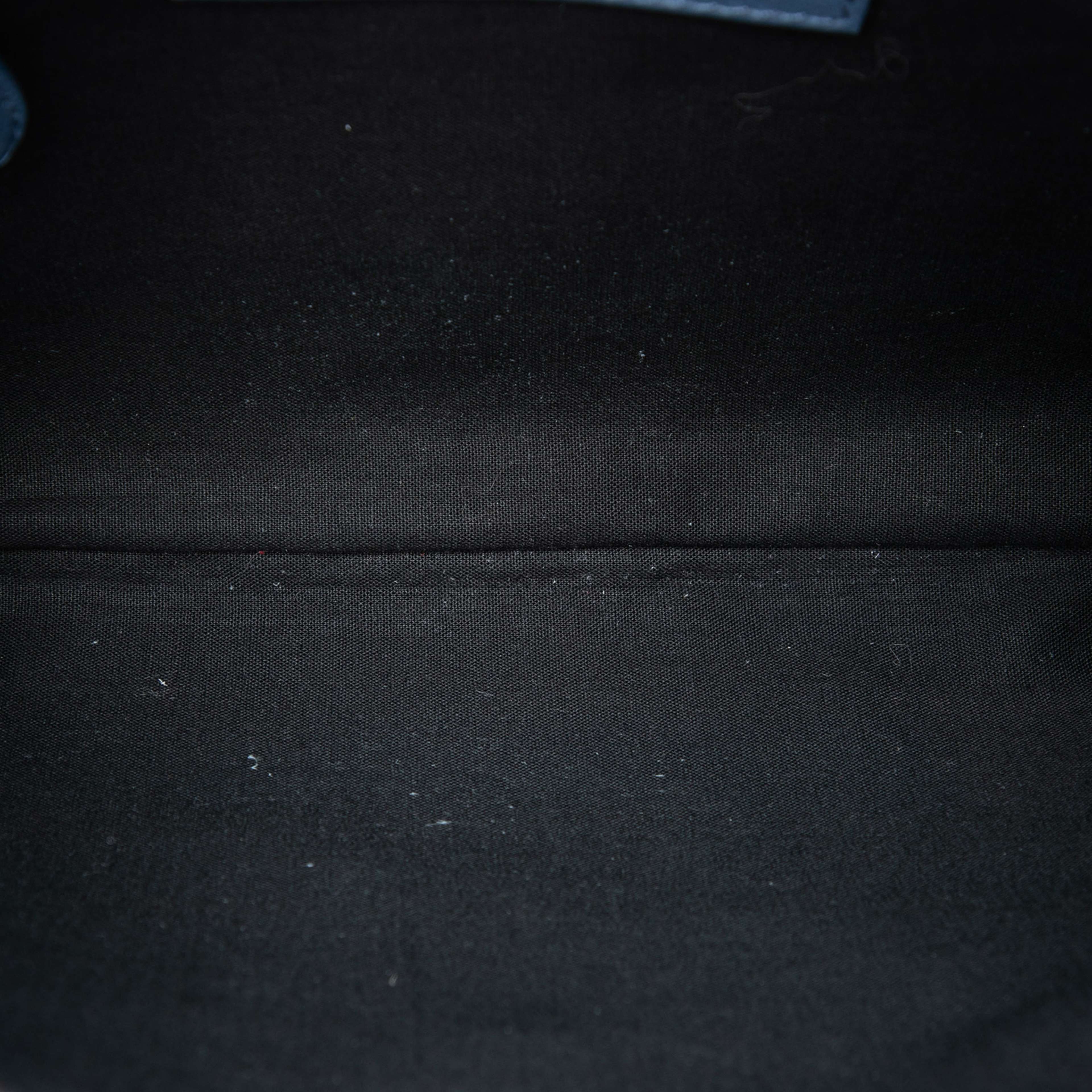 Balenciaga Lambskin Motocross Giant 12 Envelope Clutch With Strap, från Luxclusif, i färgen blue. Klicka för att öppna bilden i stort format