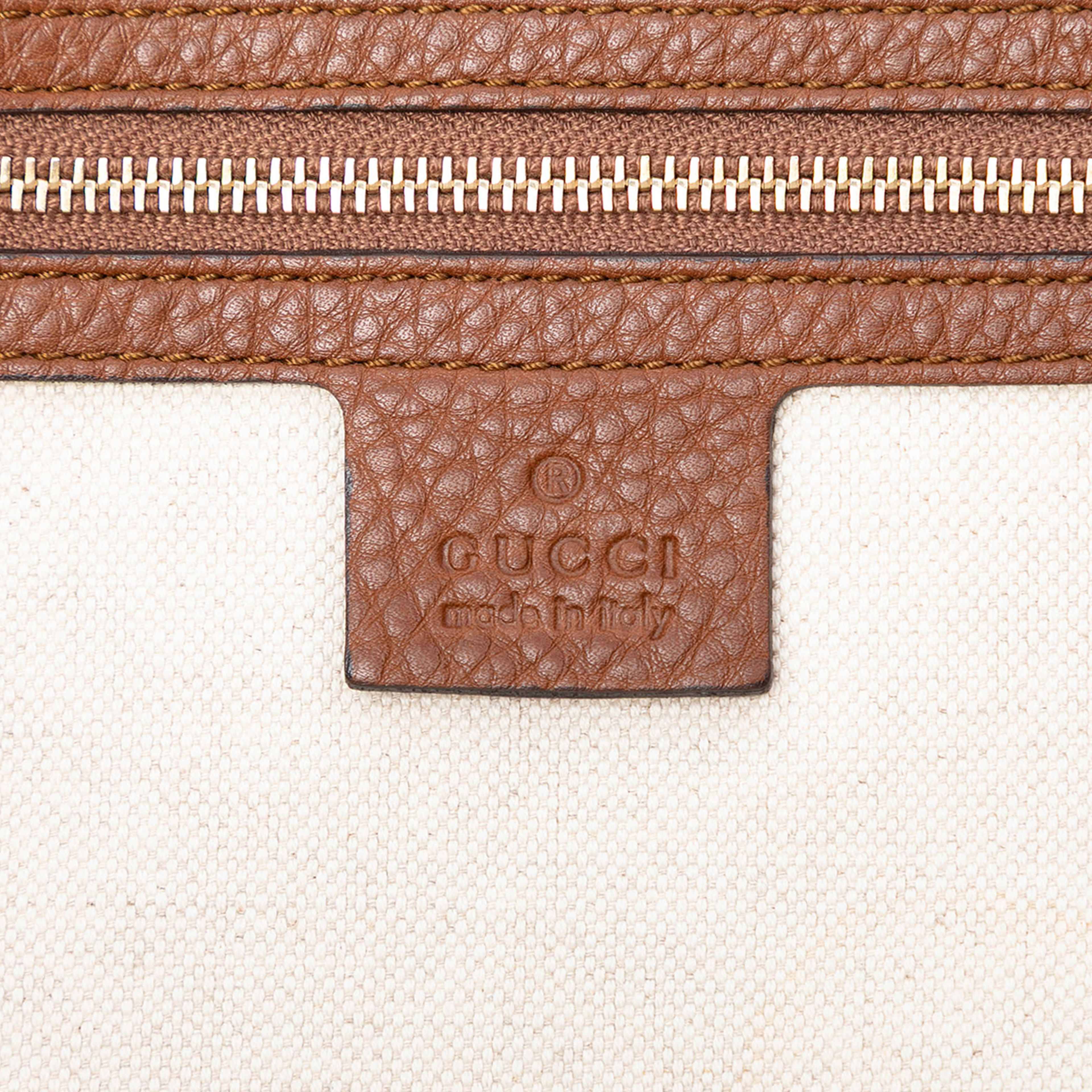 Gucci Medium Gg Canvas Bella Tote, från Luxclusif, i färgen beige. Klicka för att öppna bilden i stort format