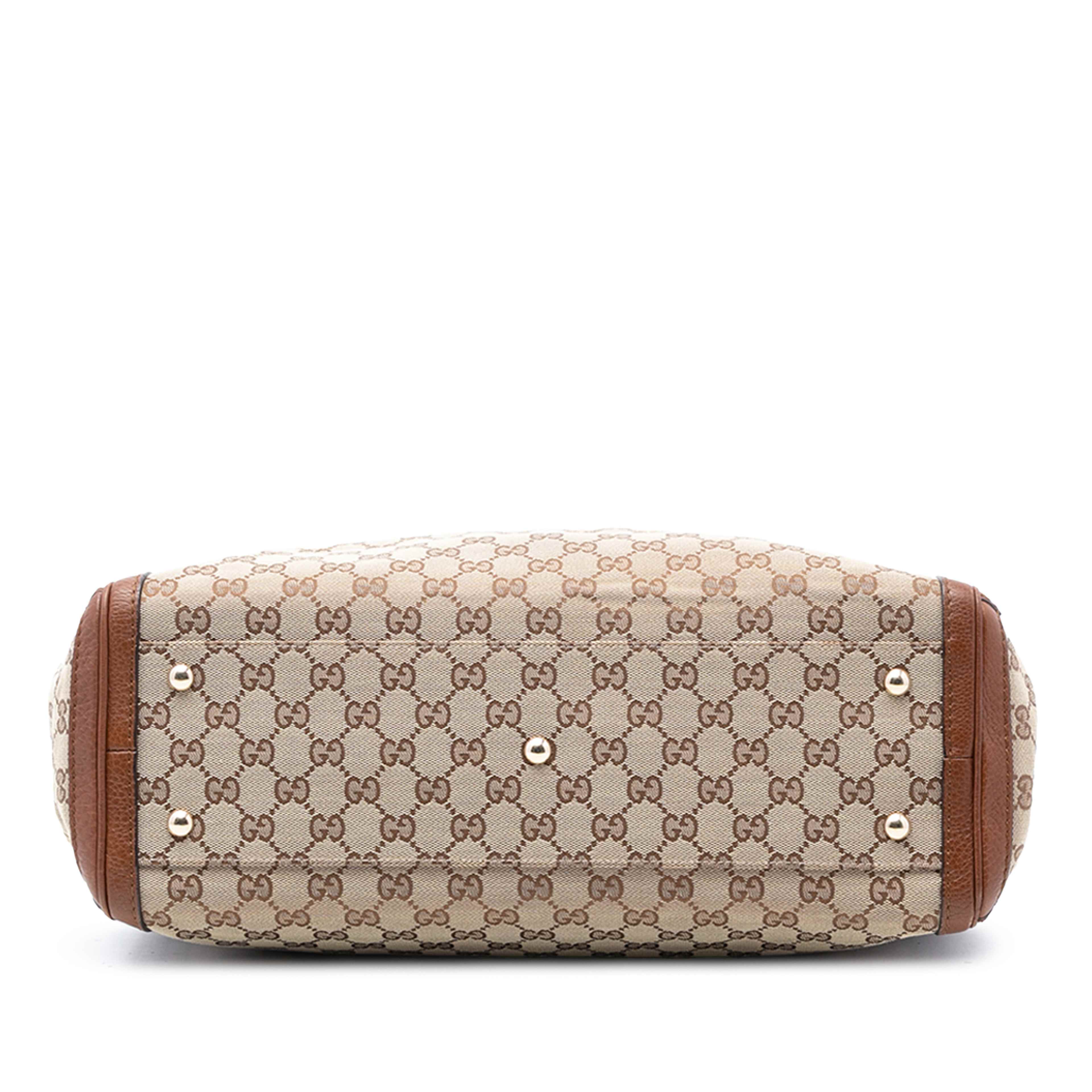 Gucci Medium Gg Canvas Bella Tote, från Luxclusif, i färgen beige. Klicka för att öppna bilden i stort format