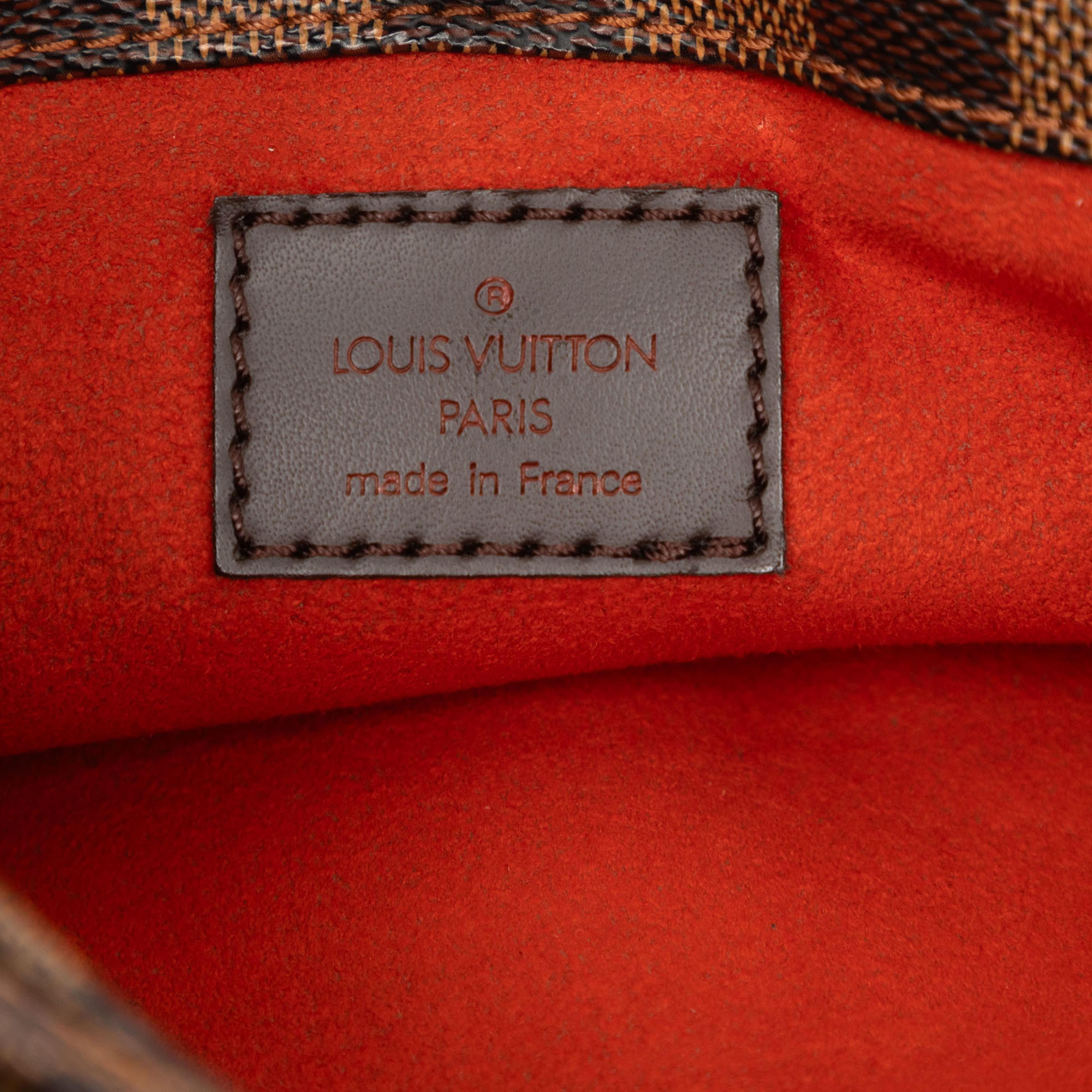 Louis Vuitton Damier Ebene Aubagne, från Luxclusif, i färgen brown. Klicka för att öppna bilden i stort format