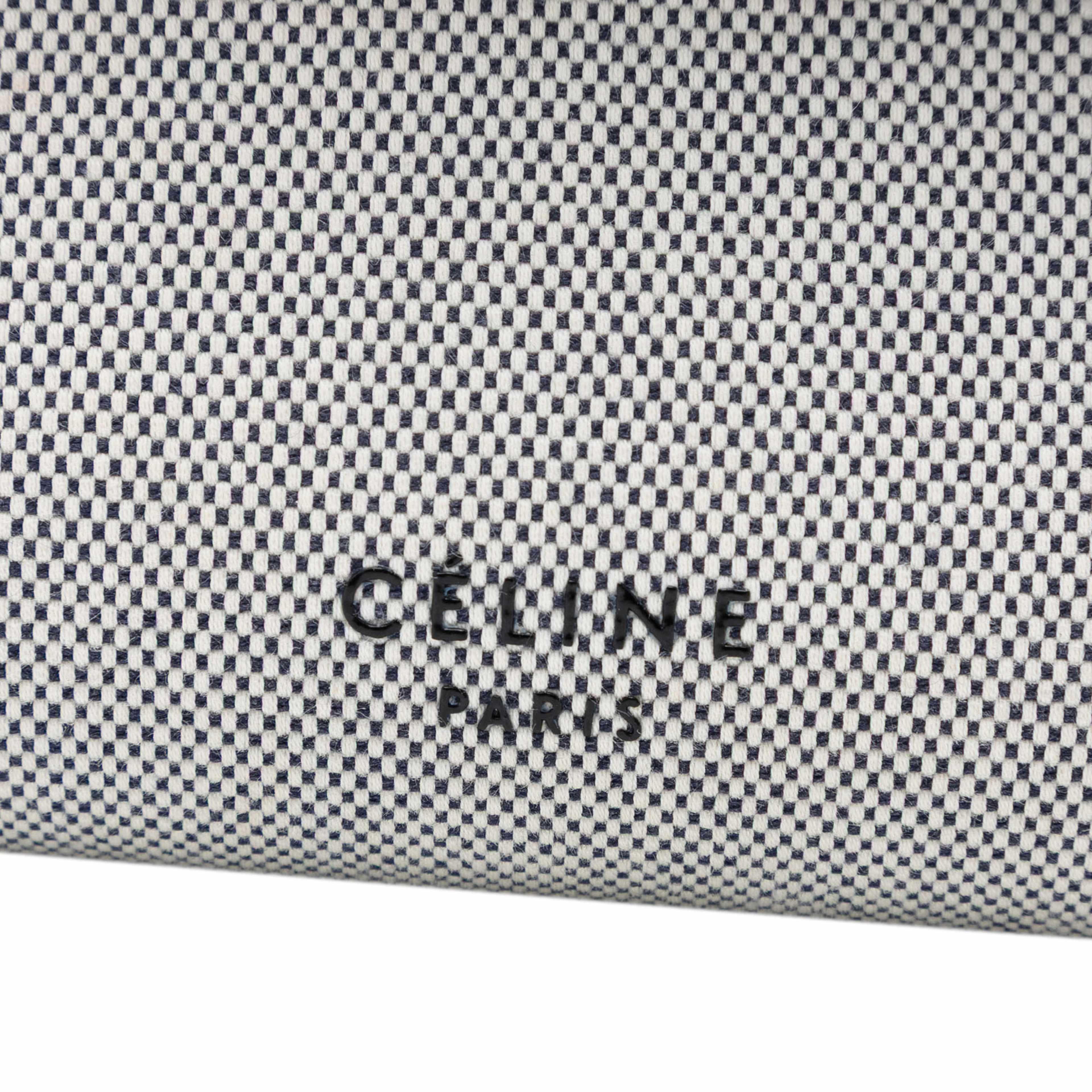 Celine Mini Canvas Belt Satchel, från Luxclusif, i färgen light gray. Klicka för att öppna bilden i stort format