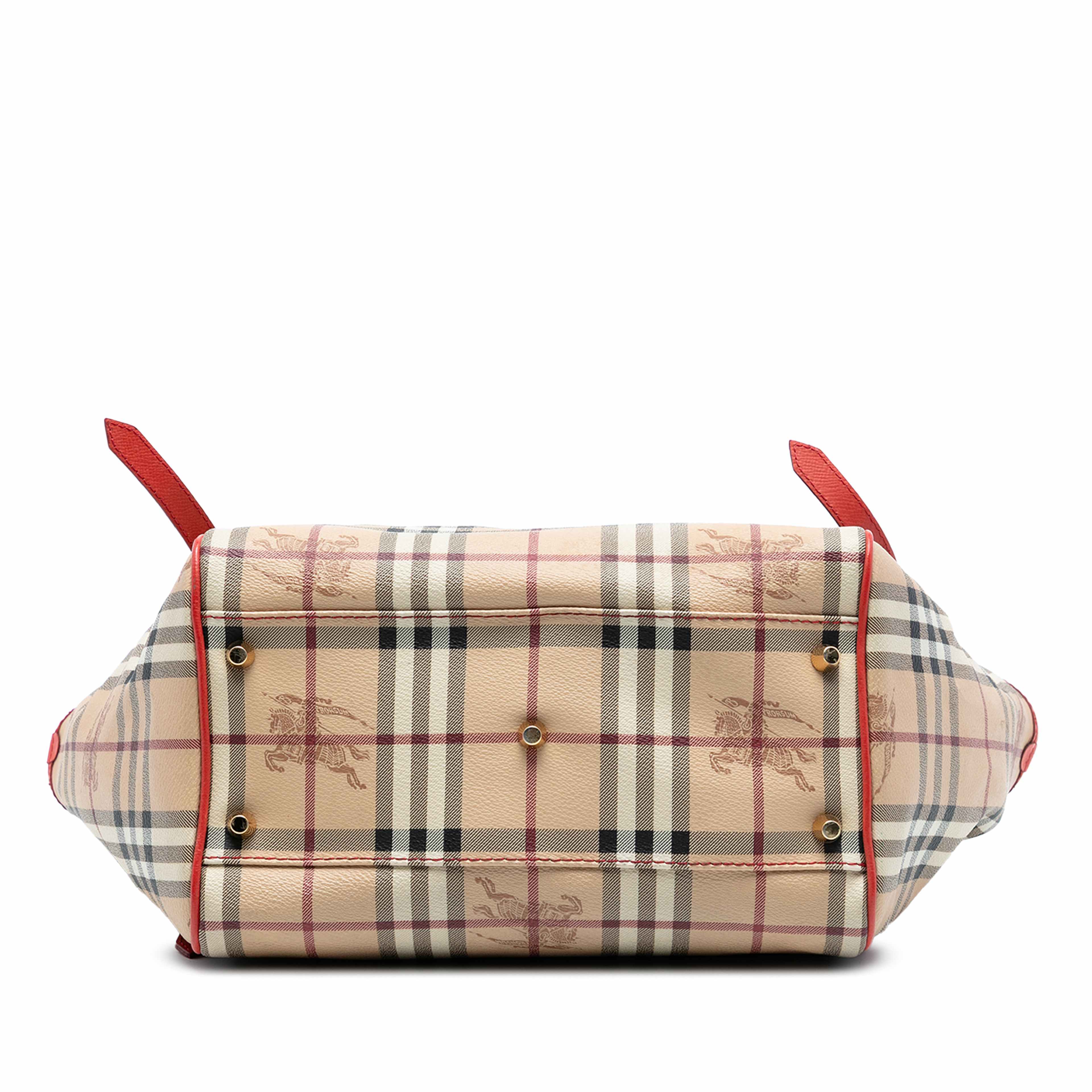 Burberry Small Haymarket Check Coated Canvas Salisbury Tote, från Luxclusif, i färgen beige. Klicka för att öppna bilden i stort format