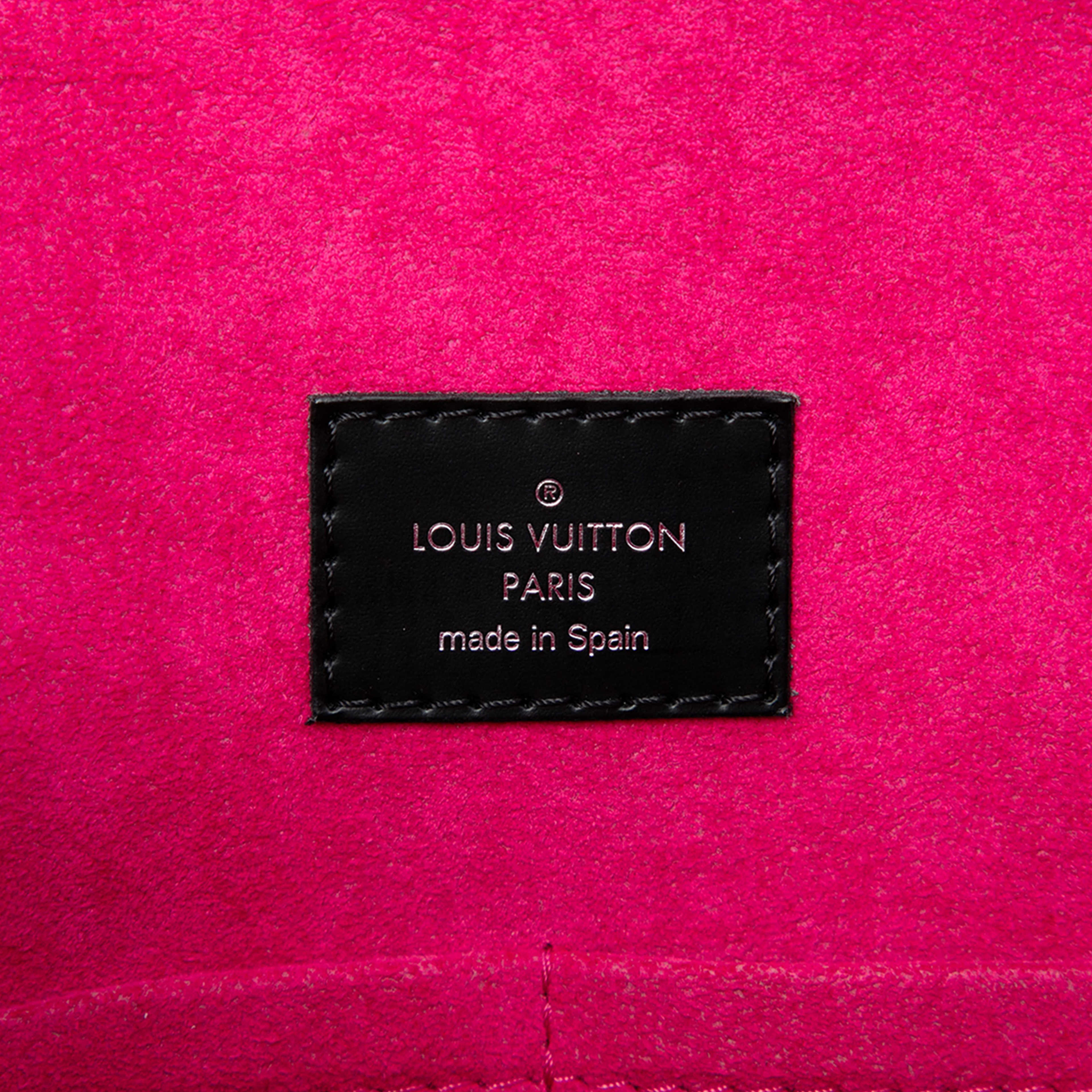 Louis Vuitton Epi Cluny Bb, från Luxclusif, i färgen rosa. Klicka för att öppna bilden i stort format