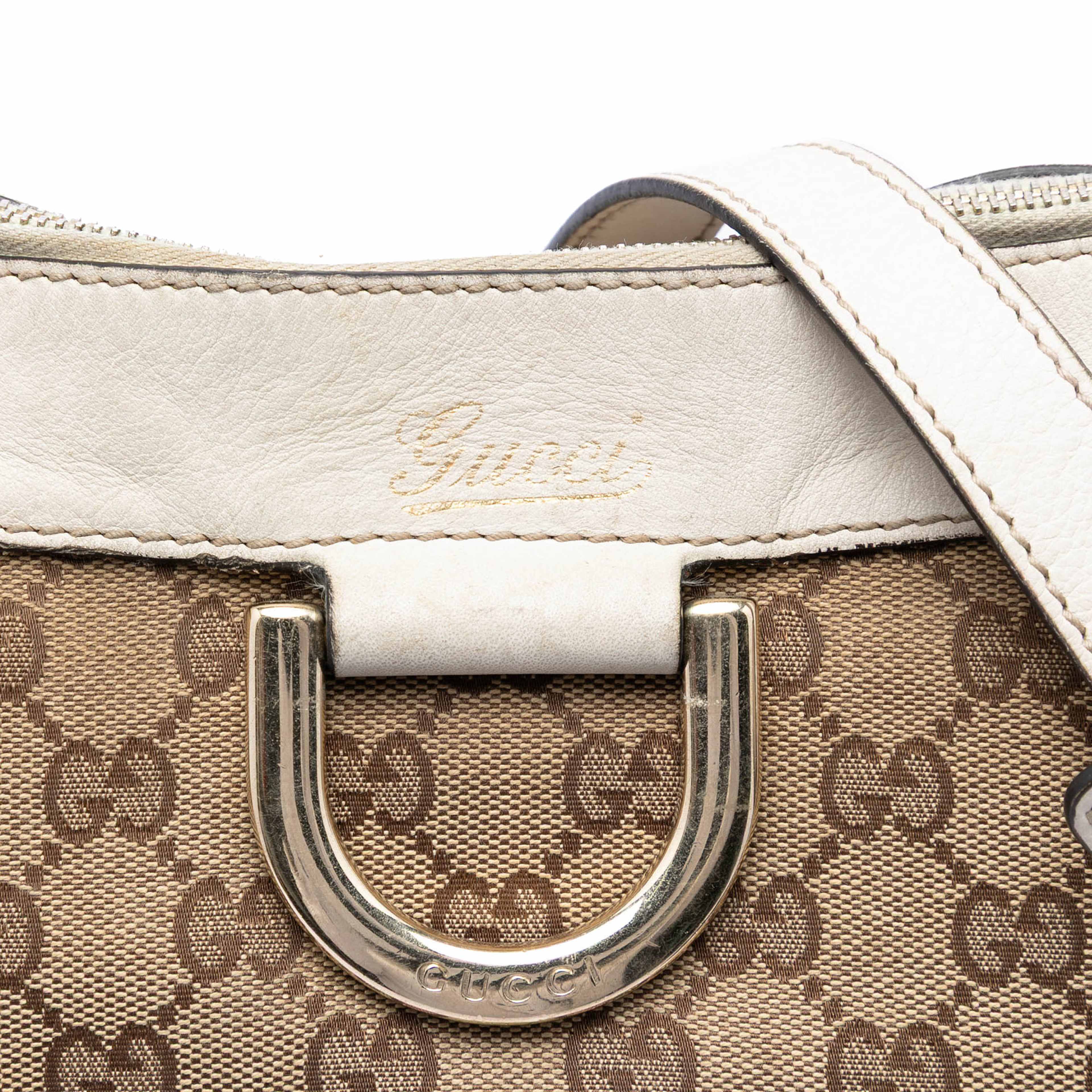 Gucci Gg Canvas Abbey D Ring Crossbody, från Luxclusif, i färgen beige. Klicka för att öppna bilden i stort format