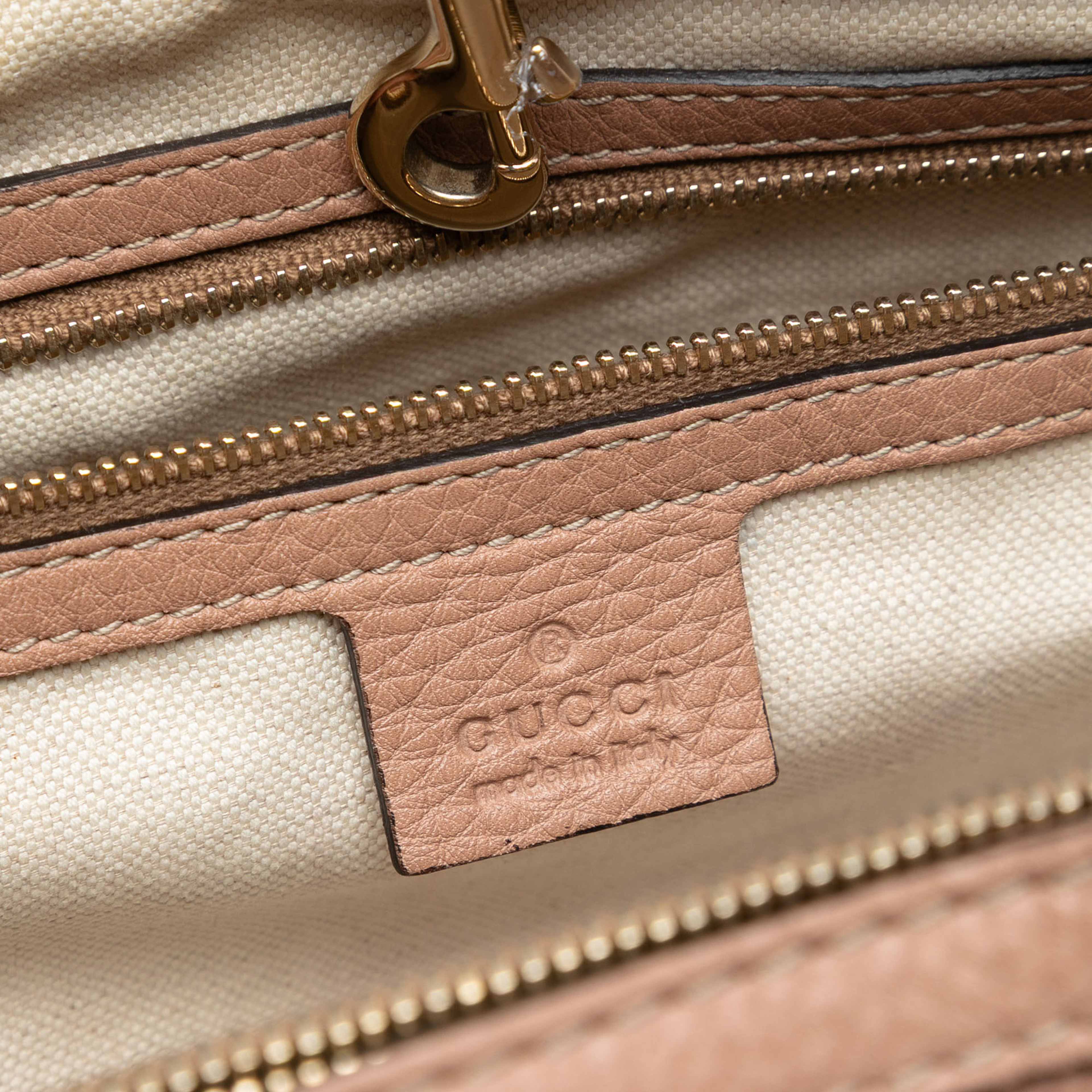 Gucci Medium Leather Bella Tote, från Luxclusif, i färgen nude. Klicka för att öppna bilden i stort format