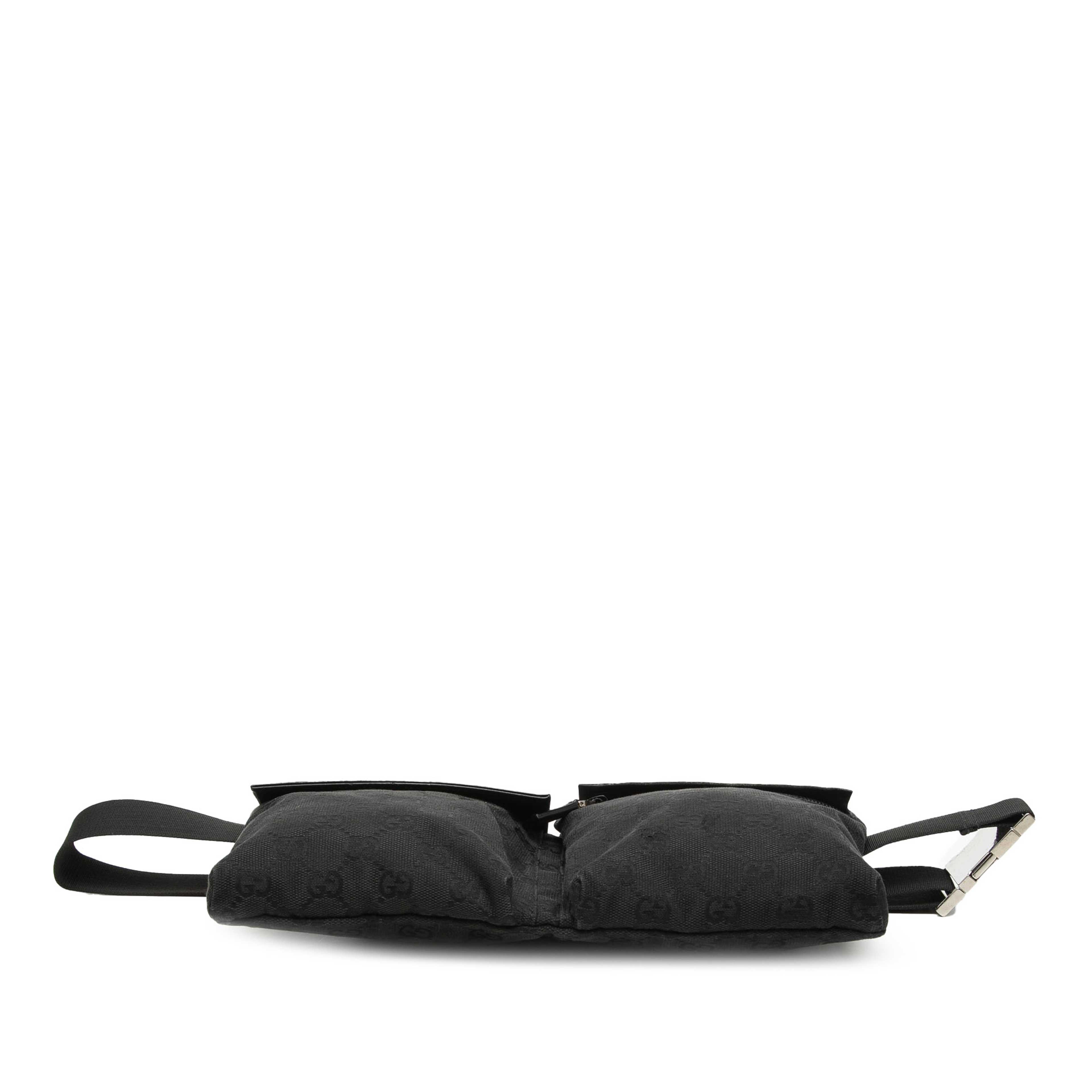Gucci Gg Canvas Double Pocket Belt Bag, från Luxclusif, i färgen black. Klicka för att öppna bilden i stort format