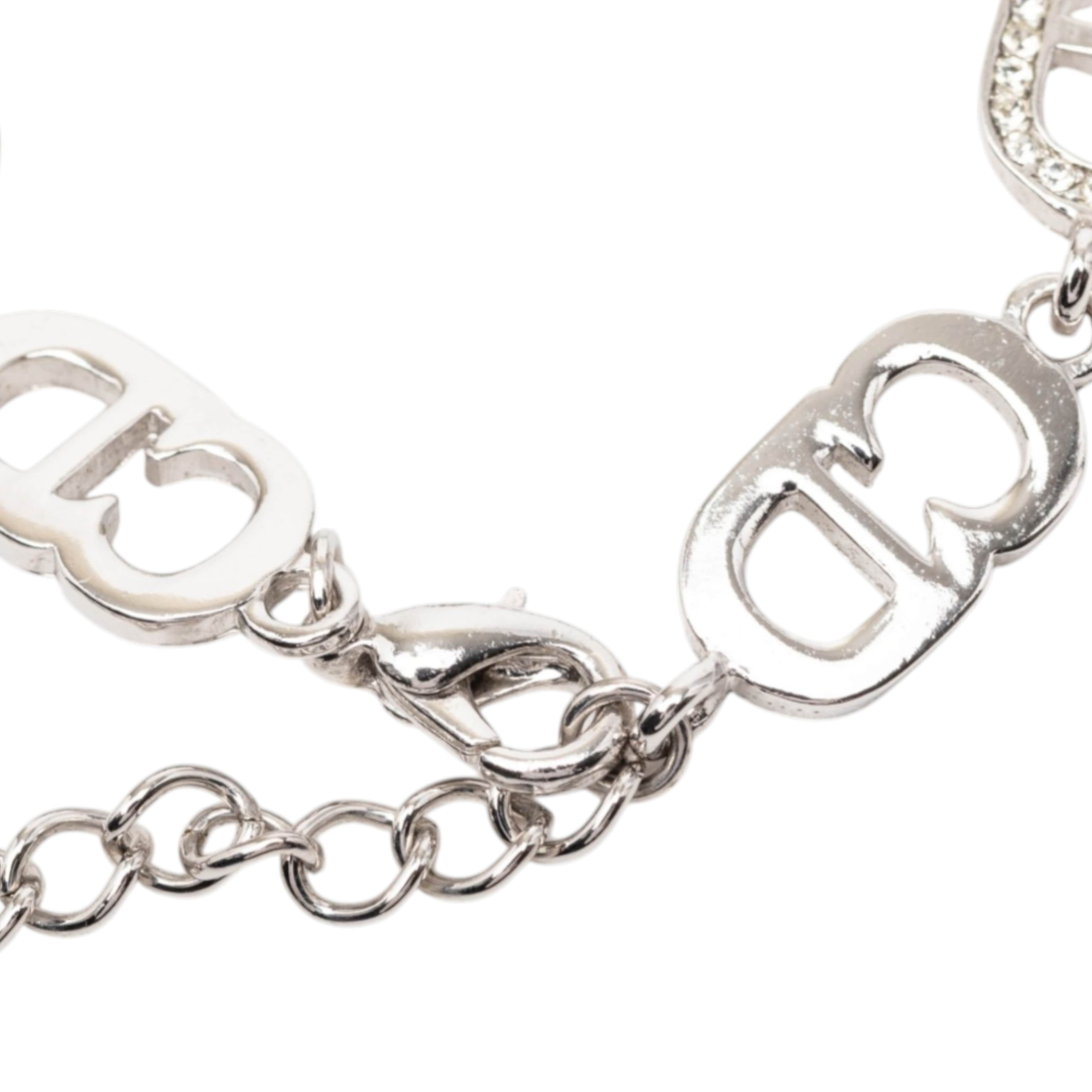 Dior Silver Plated Rhinestone Cd Logo Link Bracelet, från Luxclusif, i färgen silver. Klicka för att öppna bilden i stort format