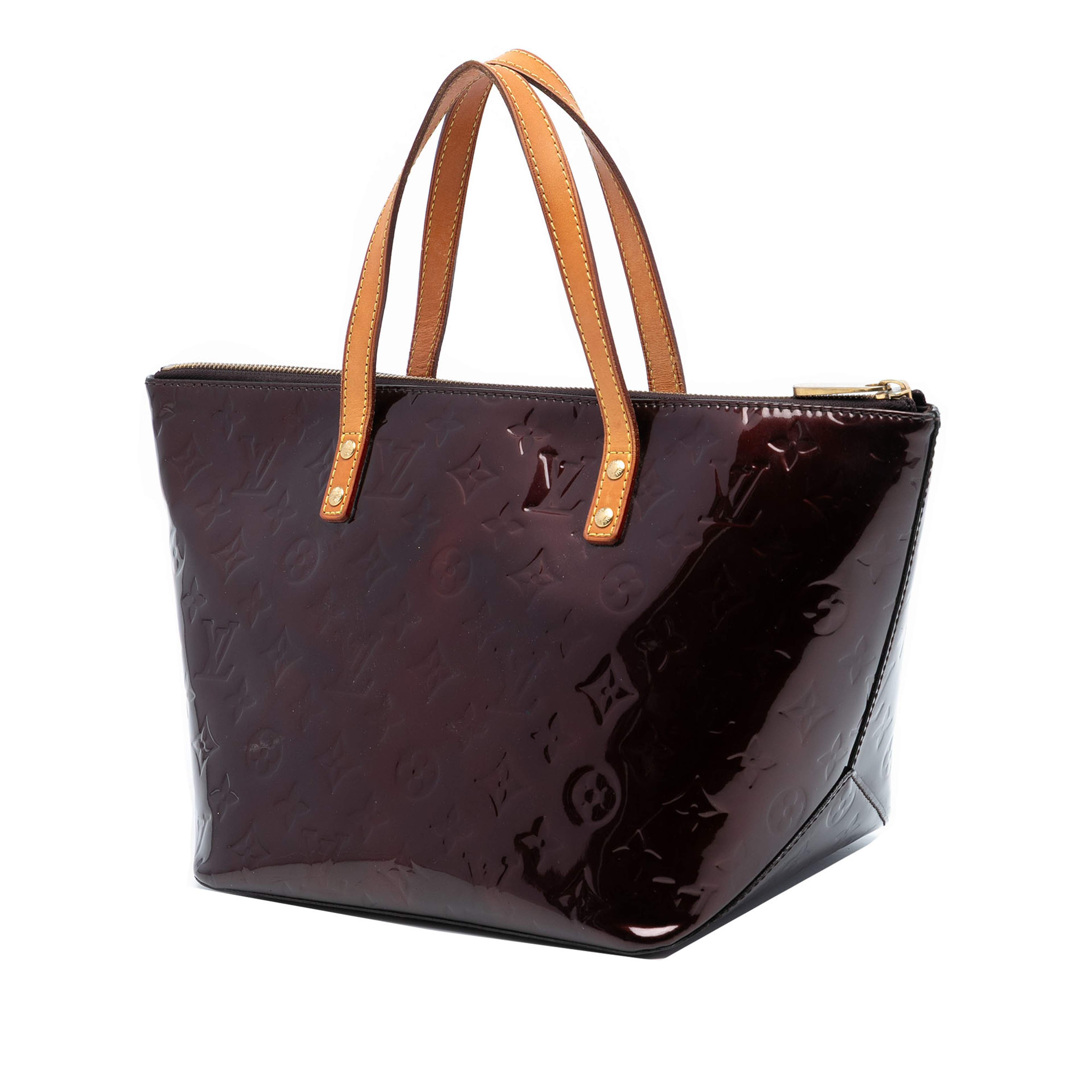 Louis Vuitton Monogram Vernis Bellevue Pm, från Luxclusif, i färgen purple. Klicka för att öppna bilden i stort format