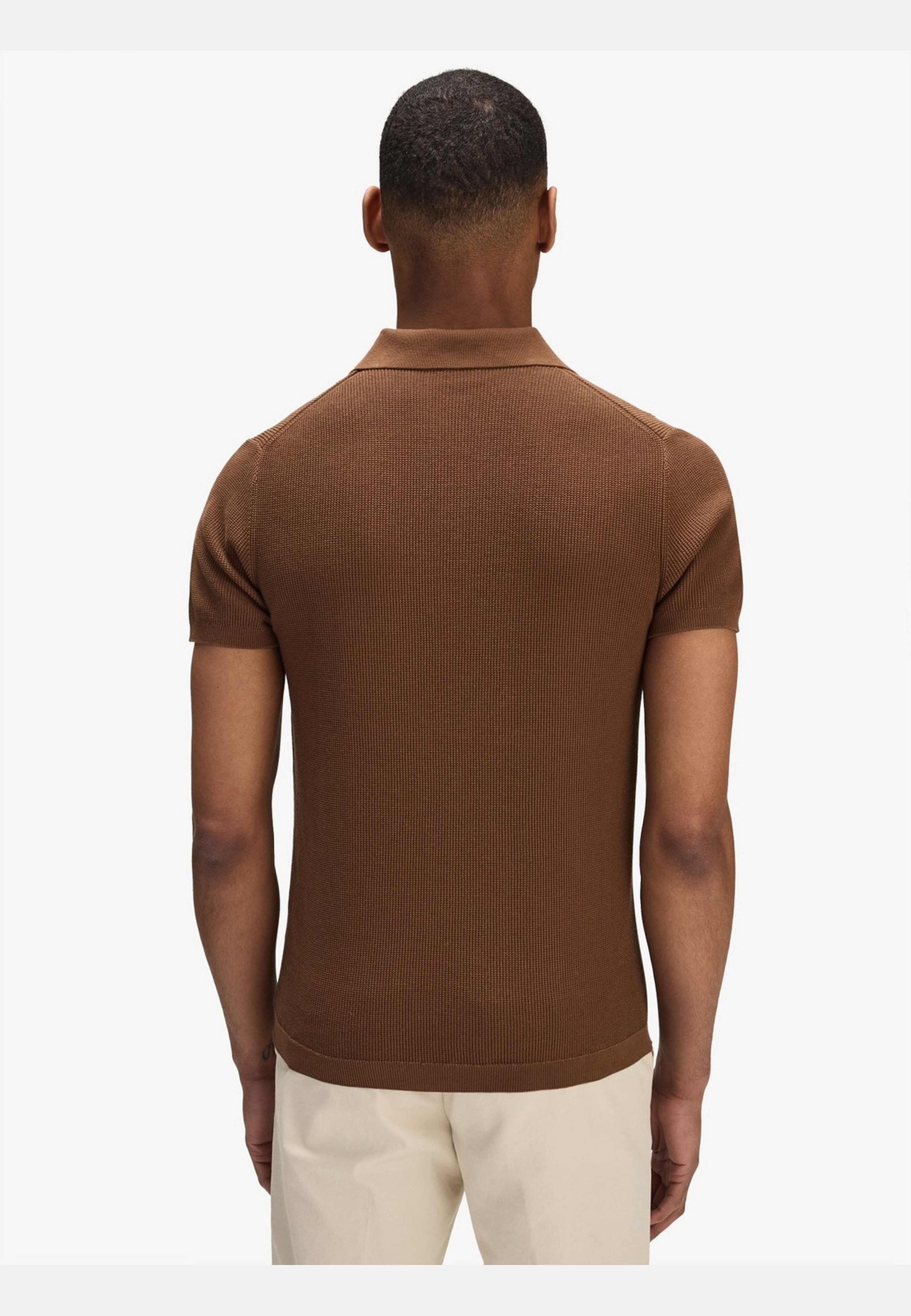 Cotton Texture Knitted Ss Polo Sweater (pascal), från John Henric, i färgen brown. Klicka för att öppna bilden i stort format