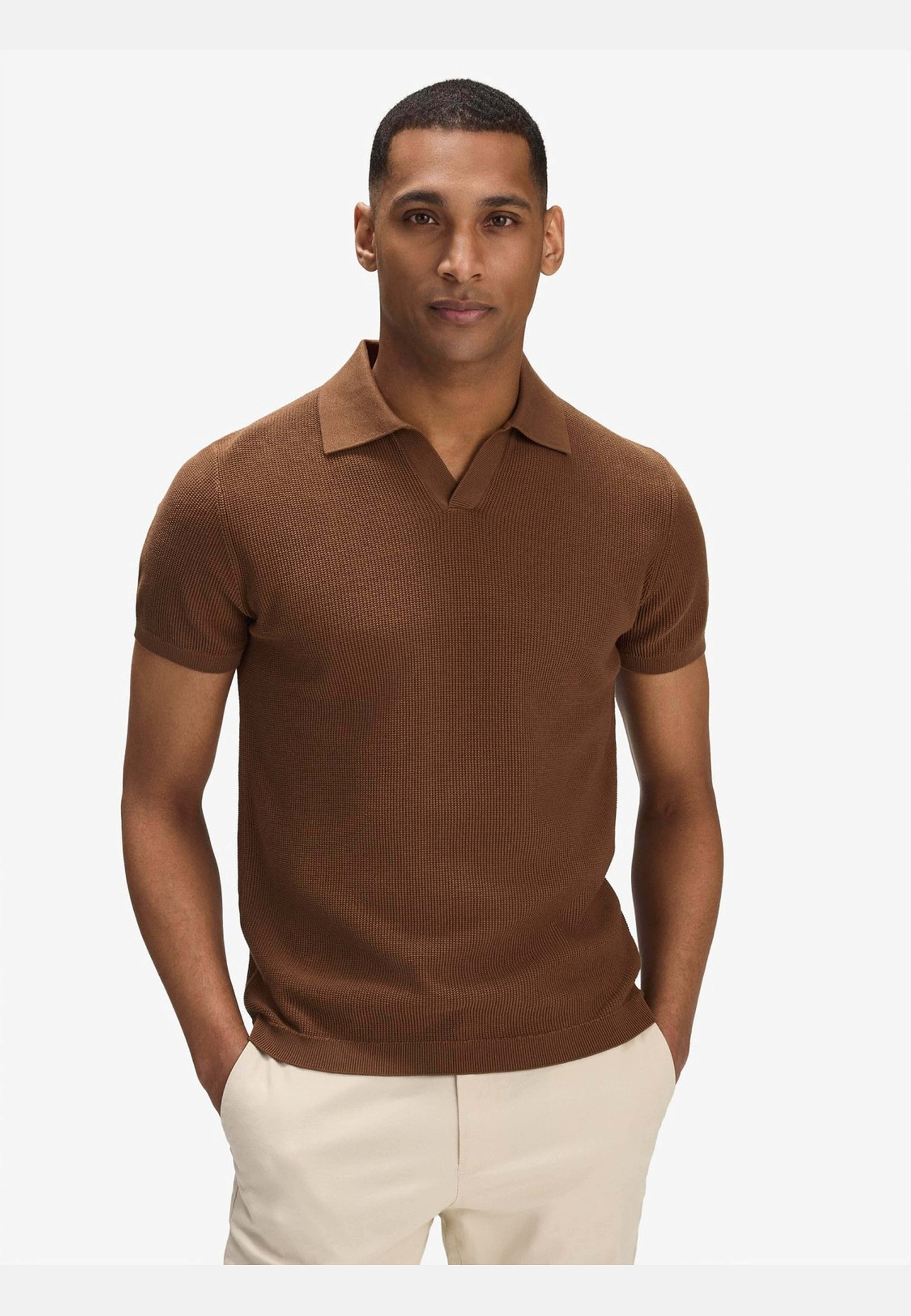 Cotton Texture Knitted Ss Polo Sweater (pascal), från John Henric, i färgen brown. Klicka för att öppna bilden i stort format