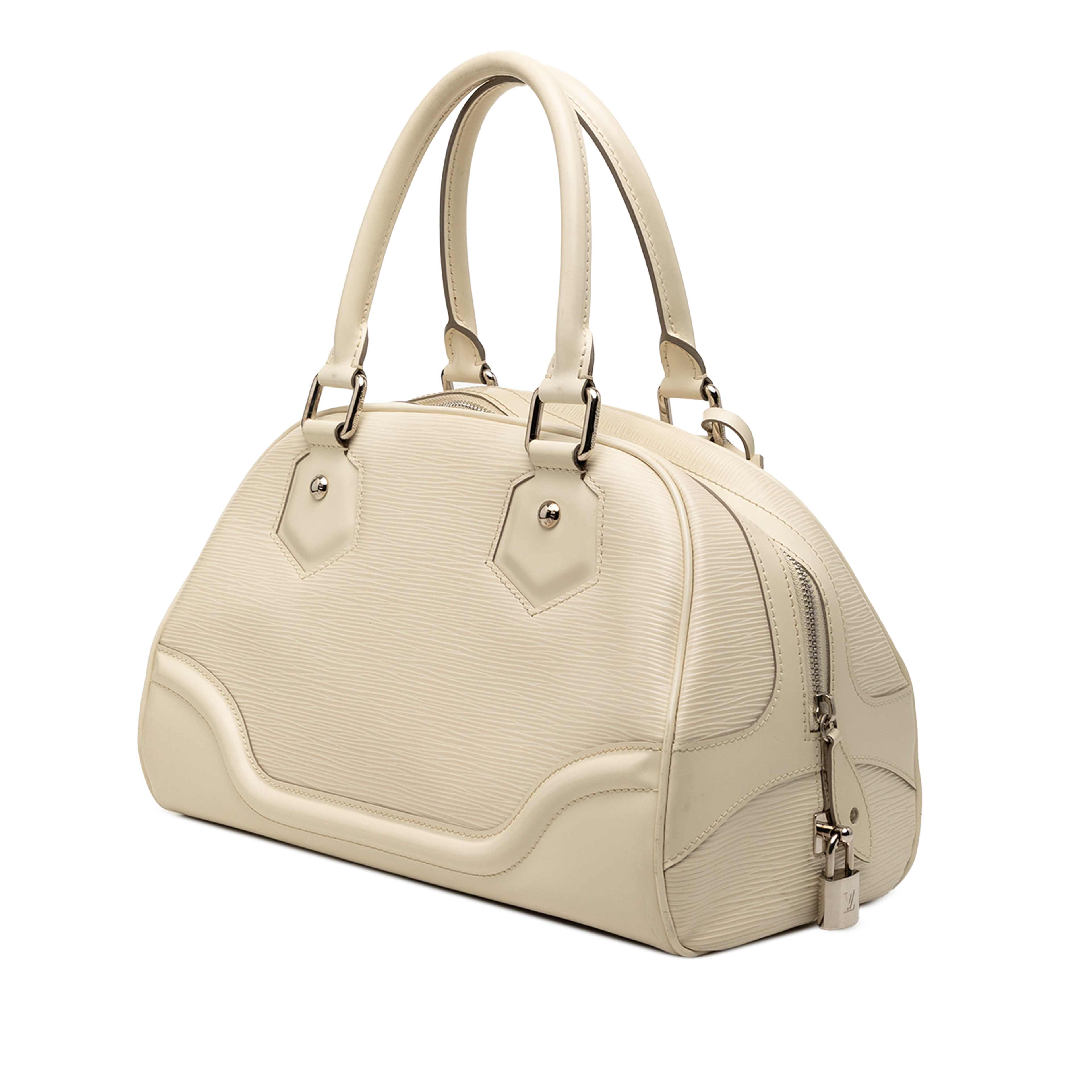 Louis Vuitton Epi Bowling Montaigne Pm, från Luxclusif, i färgen white. Klicka för att öppna bilden i stort format