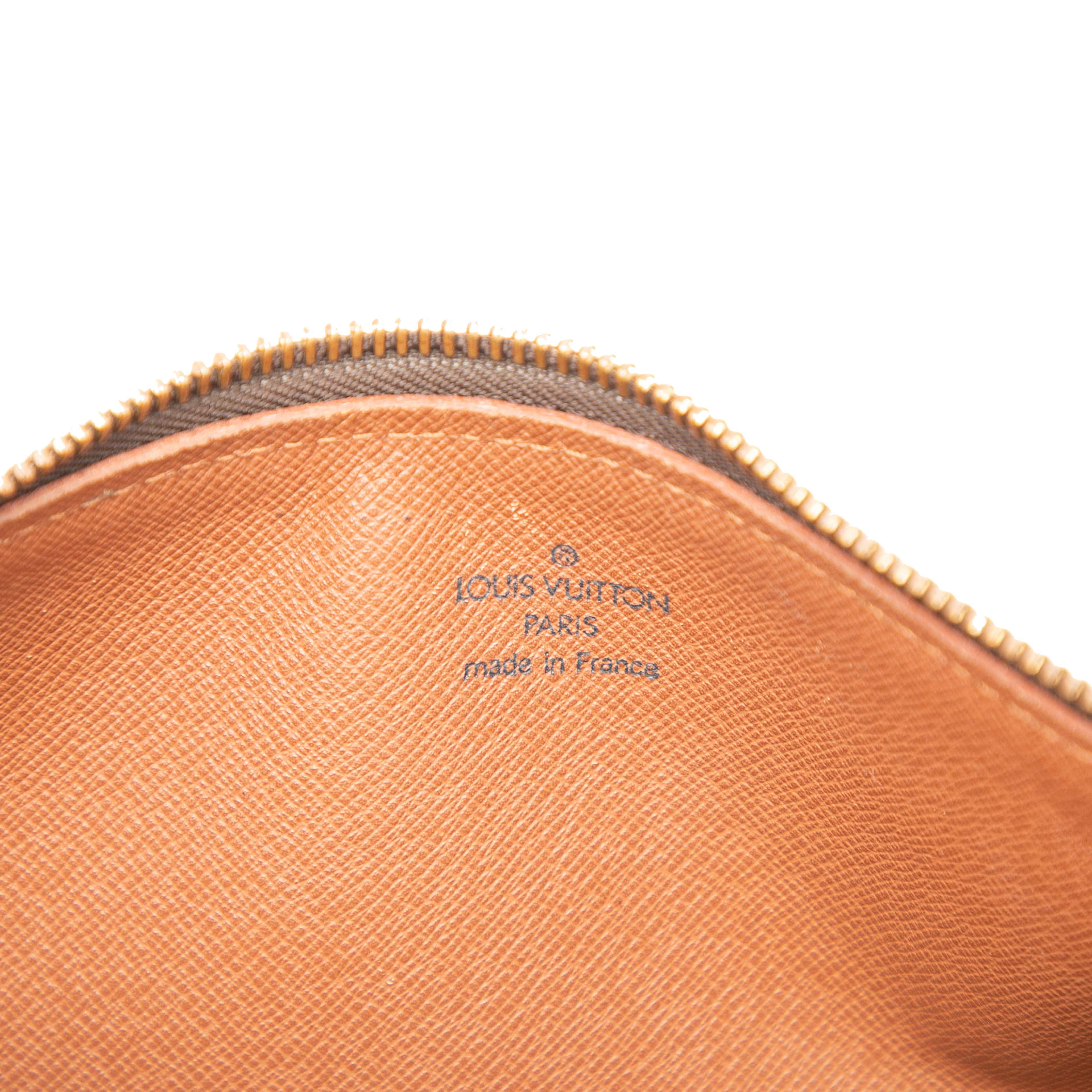 Louis Vuitton Monogram Papillon 26, från Luxclusif, i färgen brown. Klicka för att öppna bilden i stort format