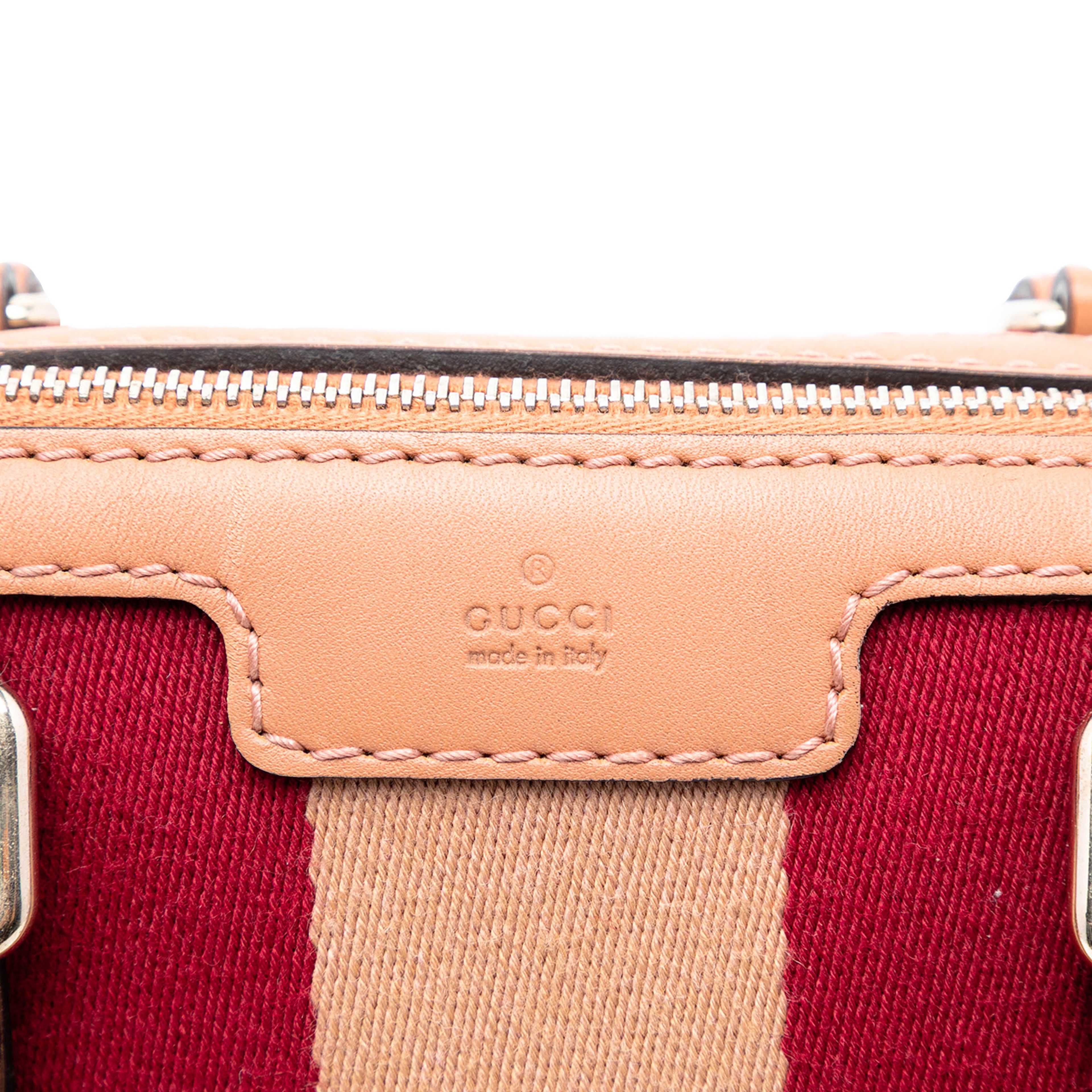 Gucci Medium Gg Canvas Web Joy Boston Bag, från Luxclusif, i färgen beige. Klicka för att öppna bilden i stort format