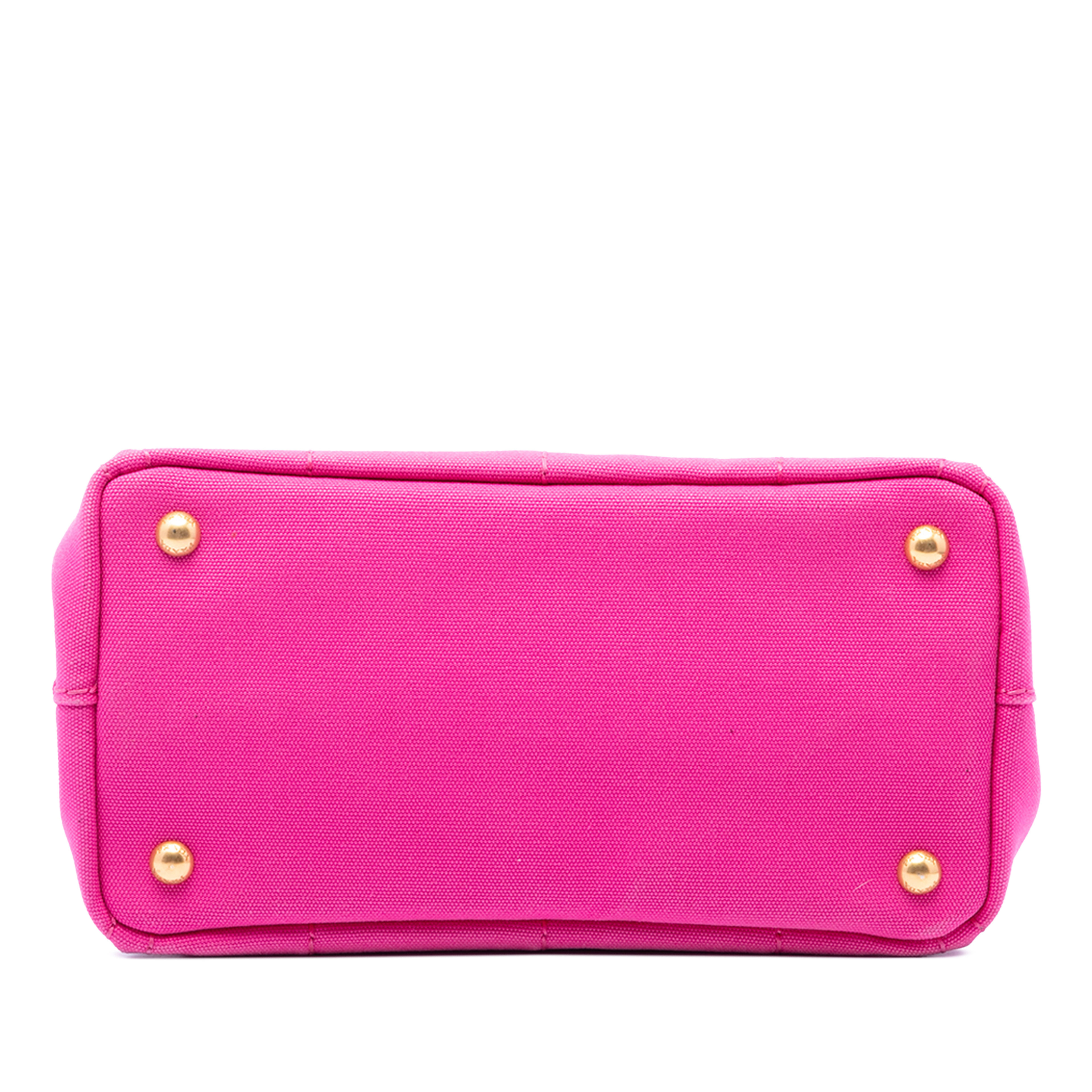Prada Small Canvas Canapa Logo Tote, från Luxclusif, i färgen rosa. Klicka för att öppna bilden i stort format