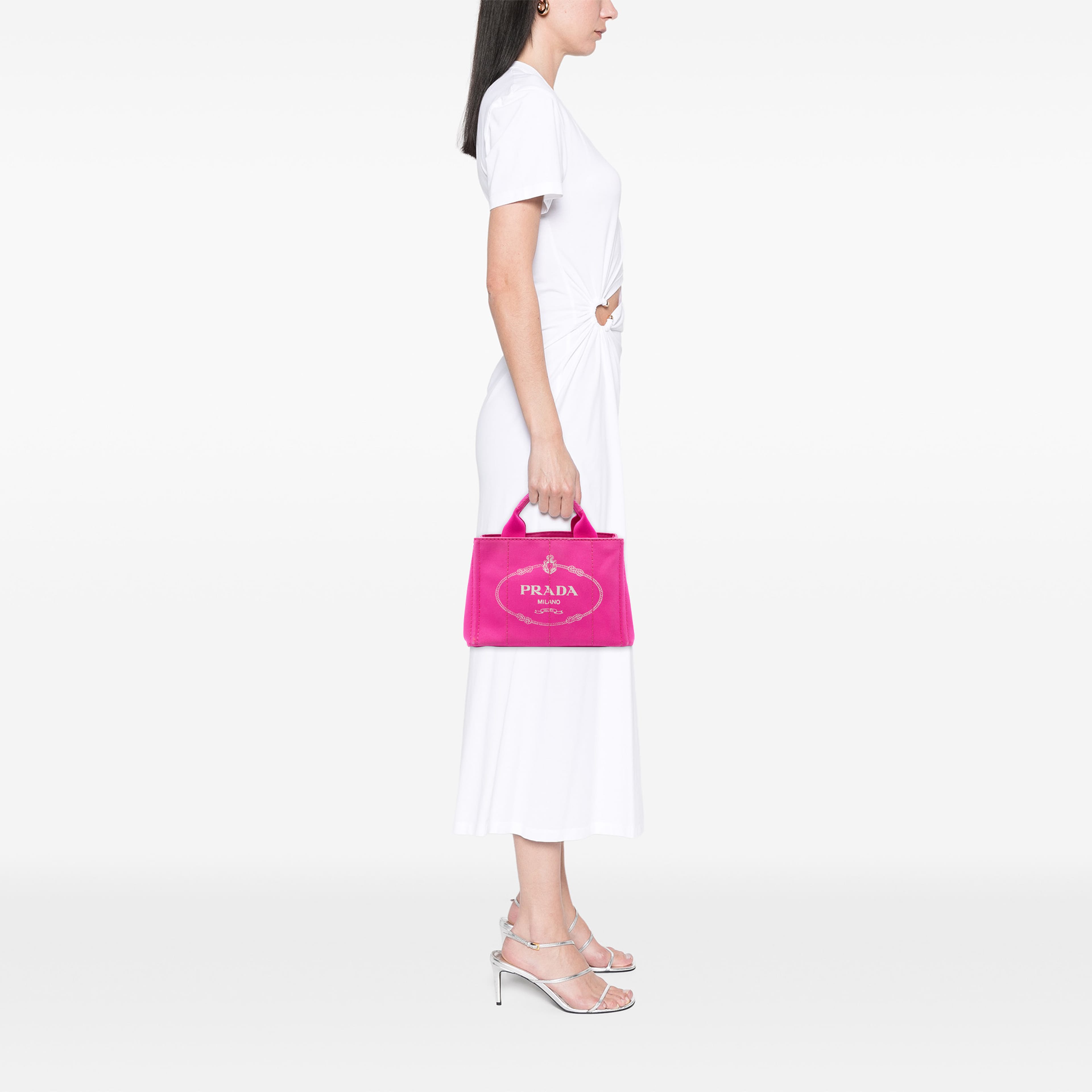 Prada Small Canvas Canapa Logo Tote, från Luxclusif, i färgen rosa. Klicka för att öppna bilden i stort format