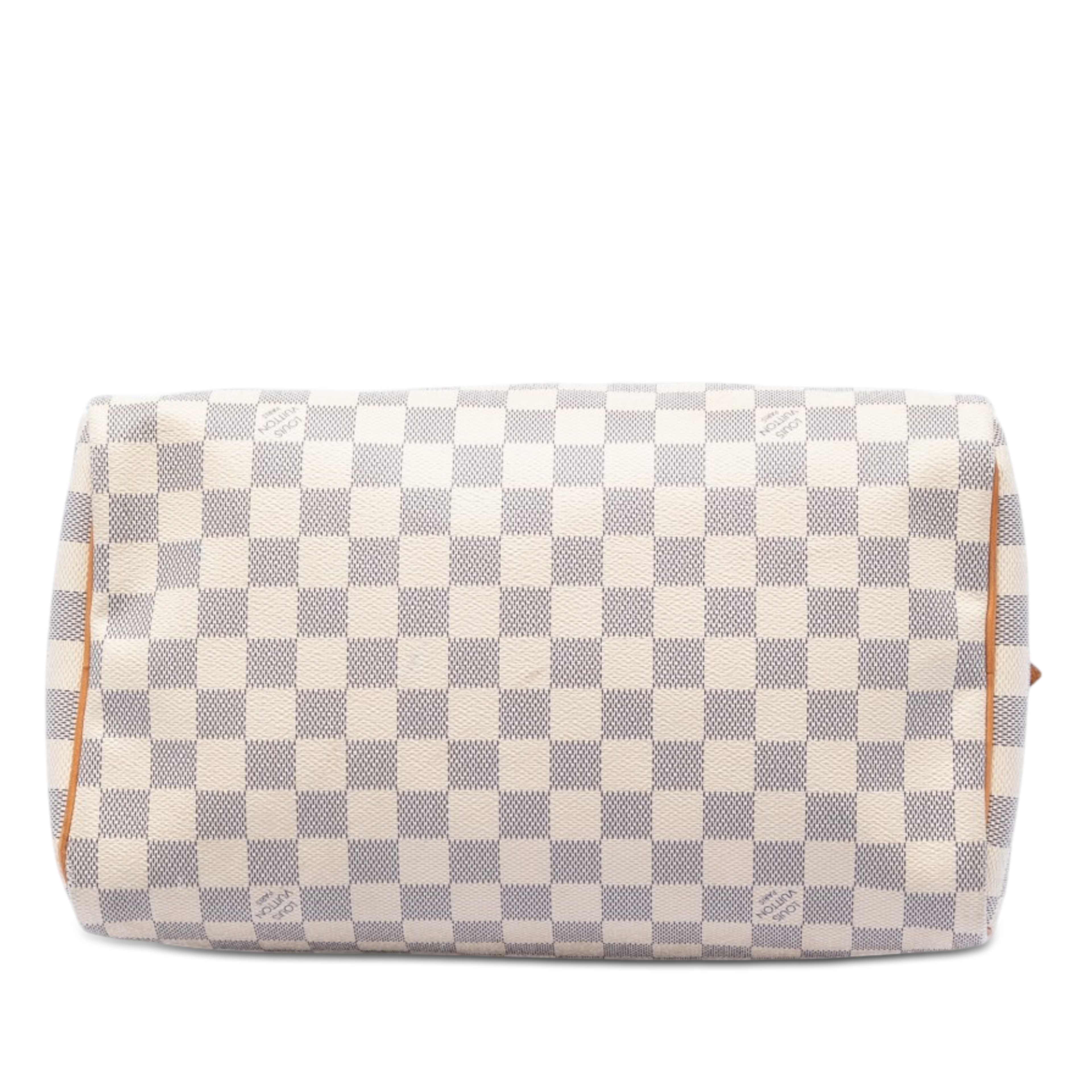 Louis Vuitton Damier Azur Speedy 30, från Luxclusif, i färgen white. Klicka för att öppna bilden i stort format