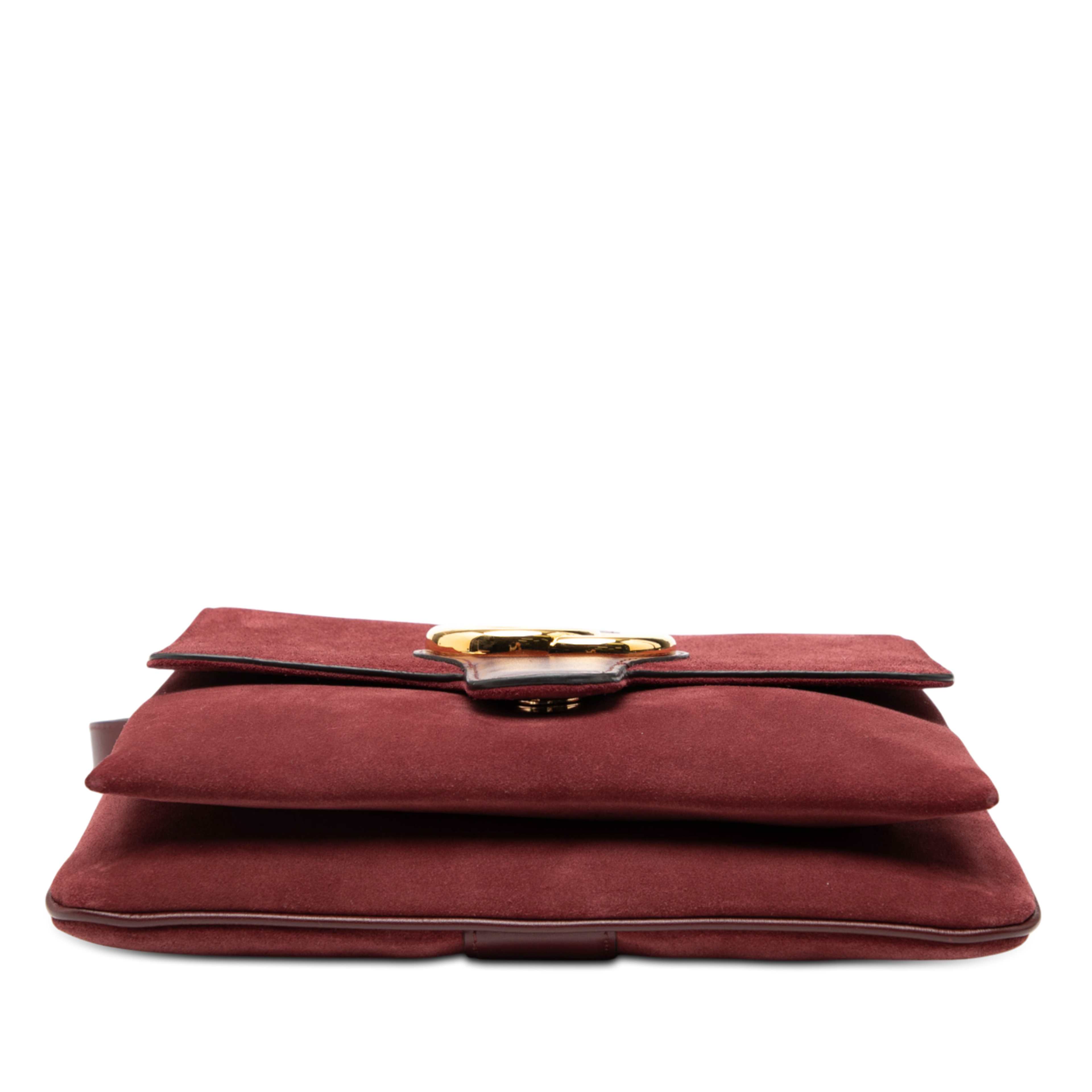 Gucci Medium Suede Arli Crossbody, från Luxclusif, i färgen röd. Klicka för att öppna bilden i stort format