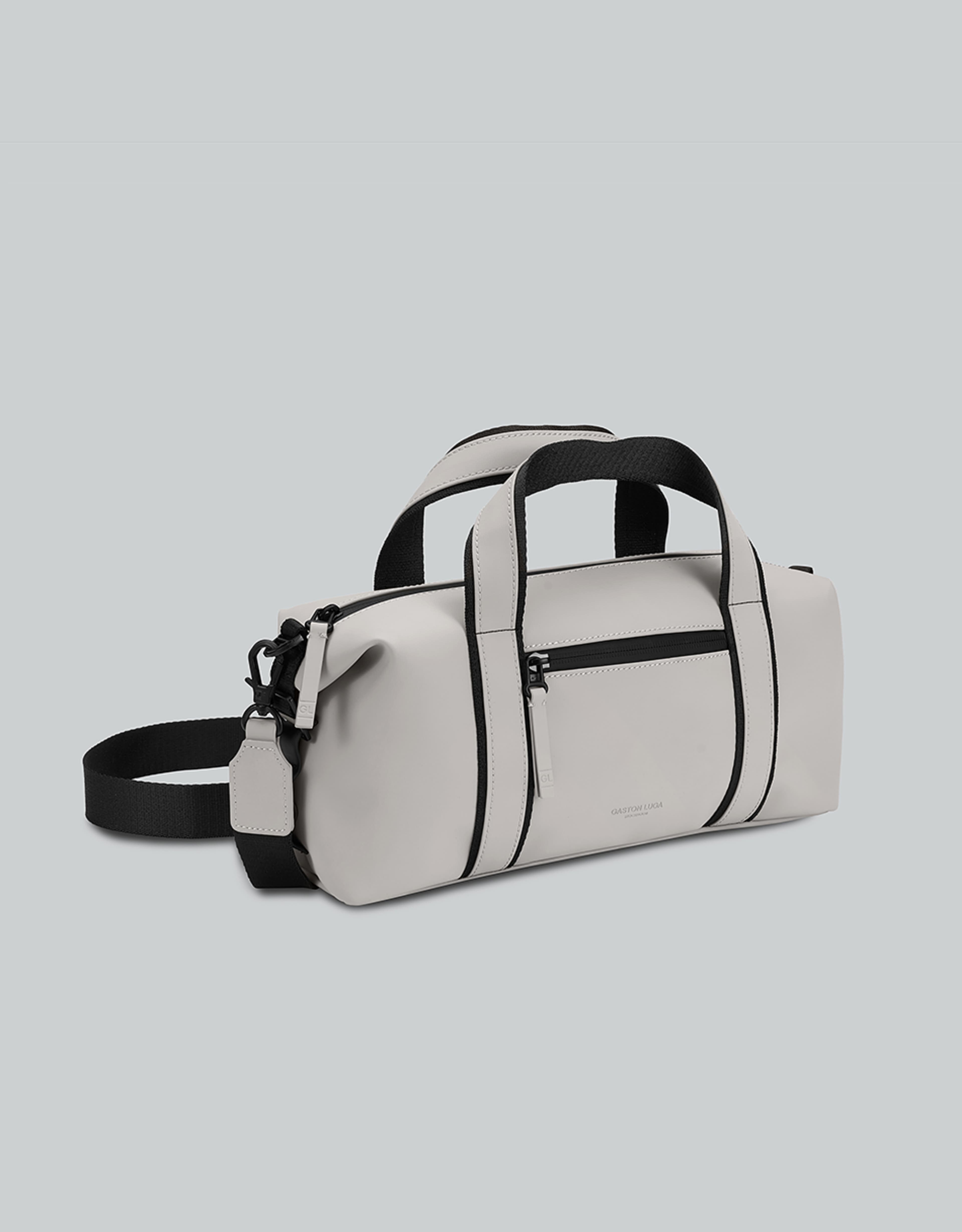 Spläsh Weekender Mini, från Gaston Luga, i färgen taupe. Klicka för att öppna bilden i stort format