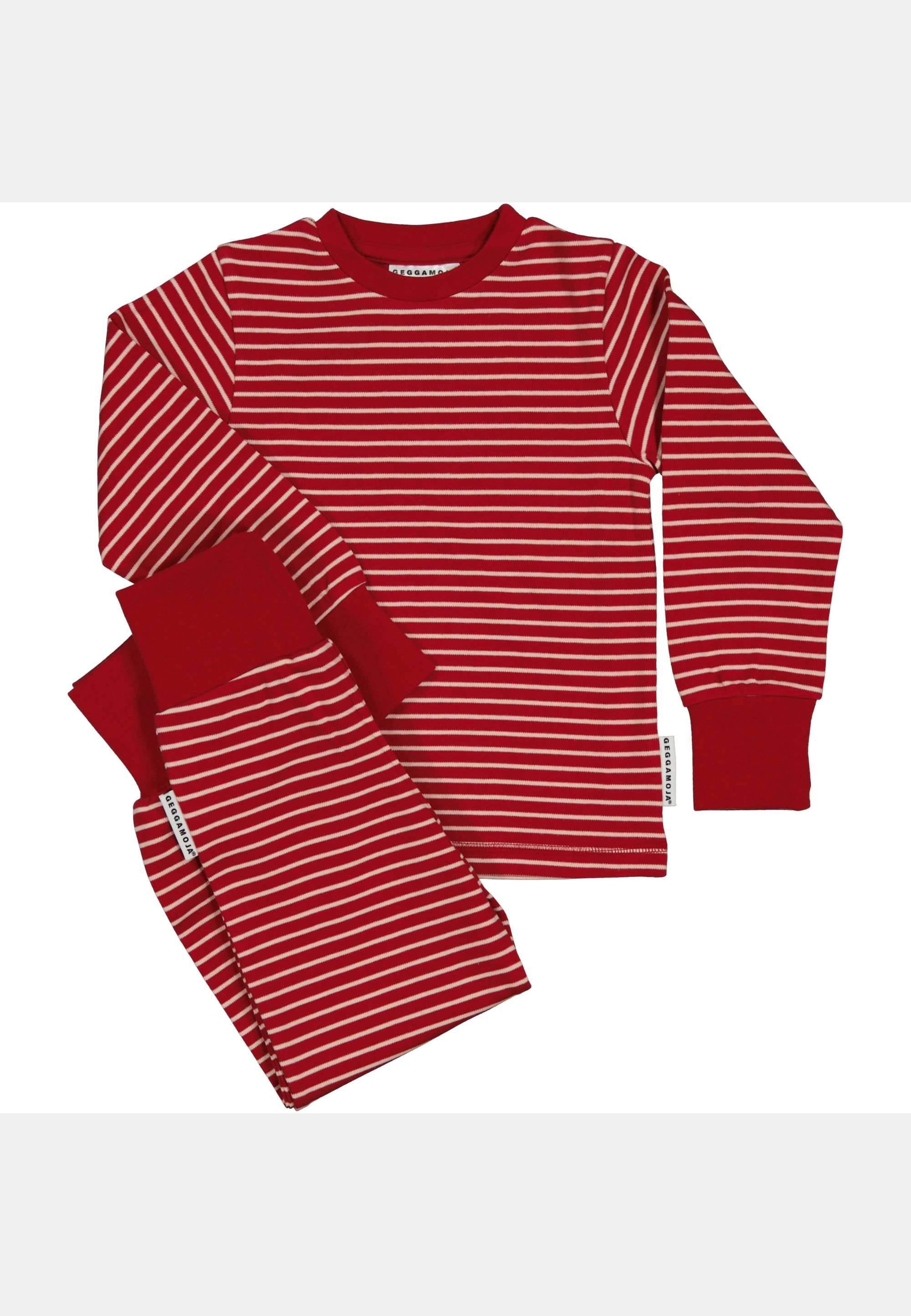 Pyjamas Tvådelad, från Geggamoja, i färgen red. Klicka för att öppna bilden i stort format