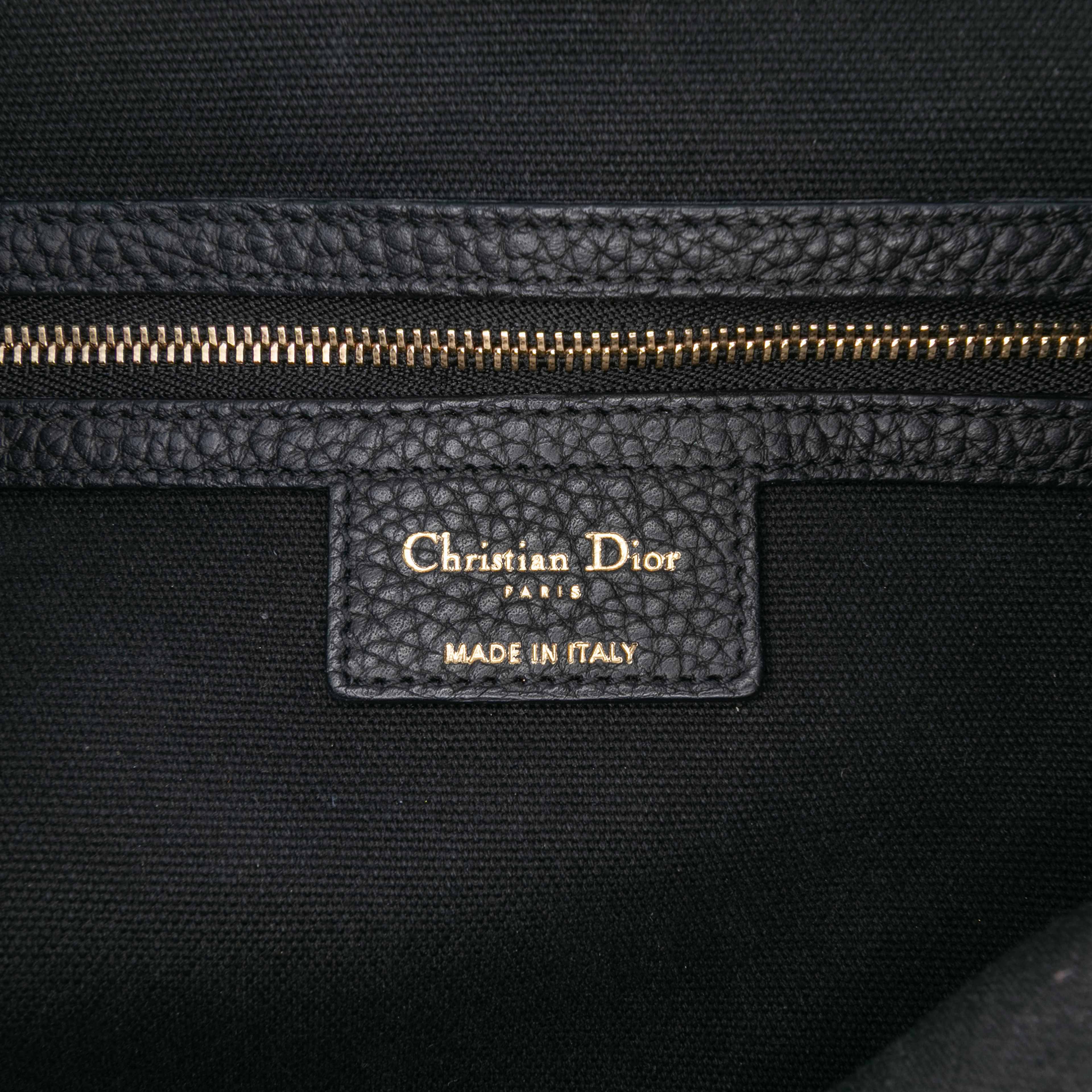 Dior Limited Edition Medium Canvas Floral Printed Diorissimo Satchel, från Luxclusif, i färgen light pink. Klicka för att öppna bilden i stort format