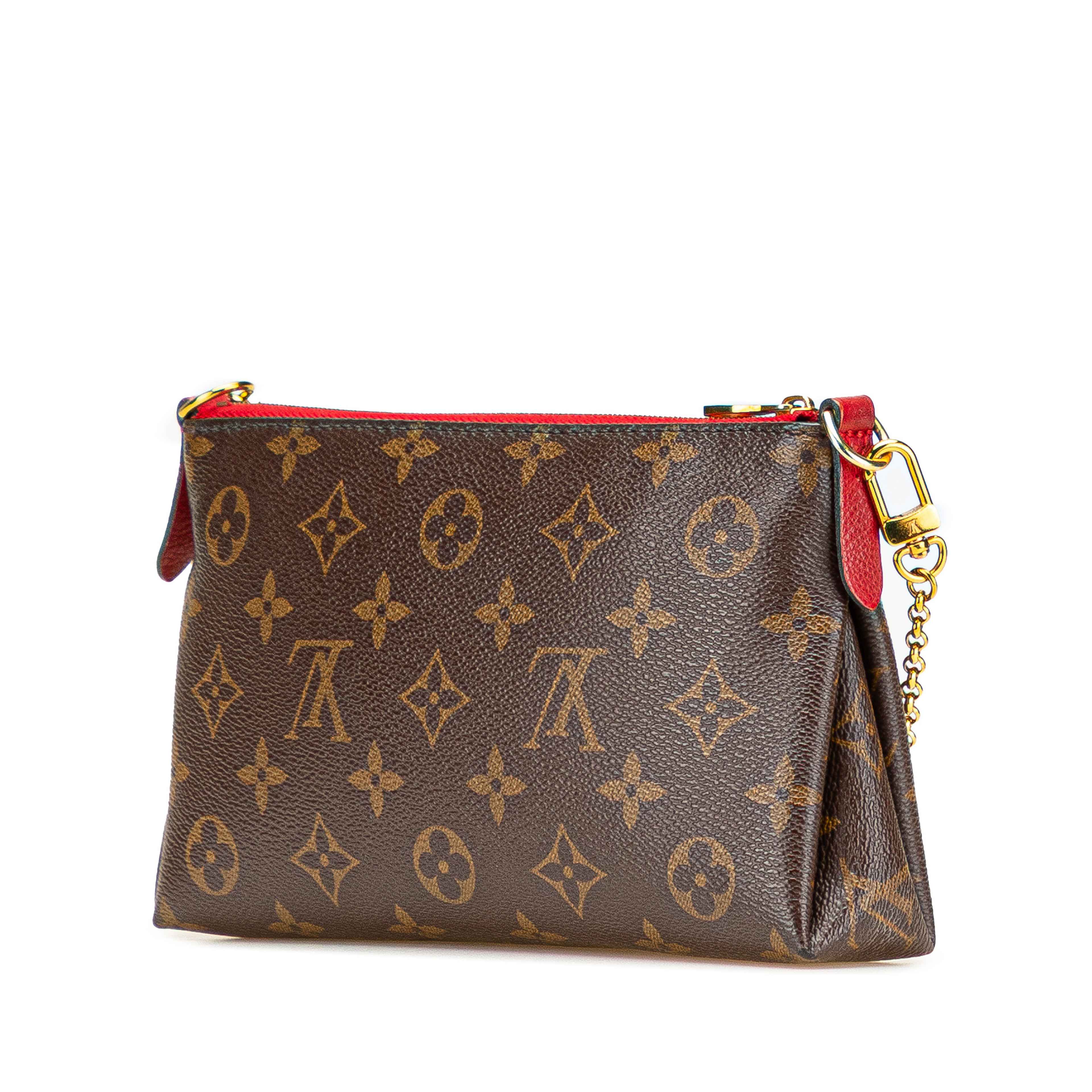 Louis Vuitton Monogram Pallas Clutch, från Luxclusif, i färgen brown. Klicka för att öppna bilden i stort format