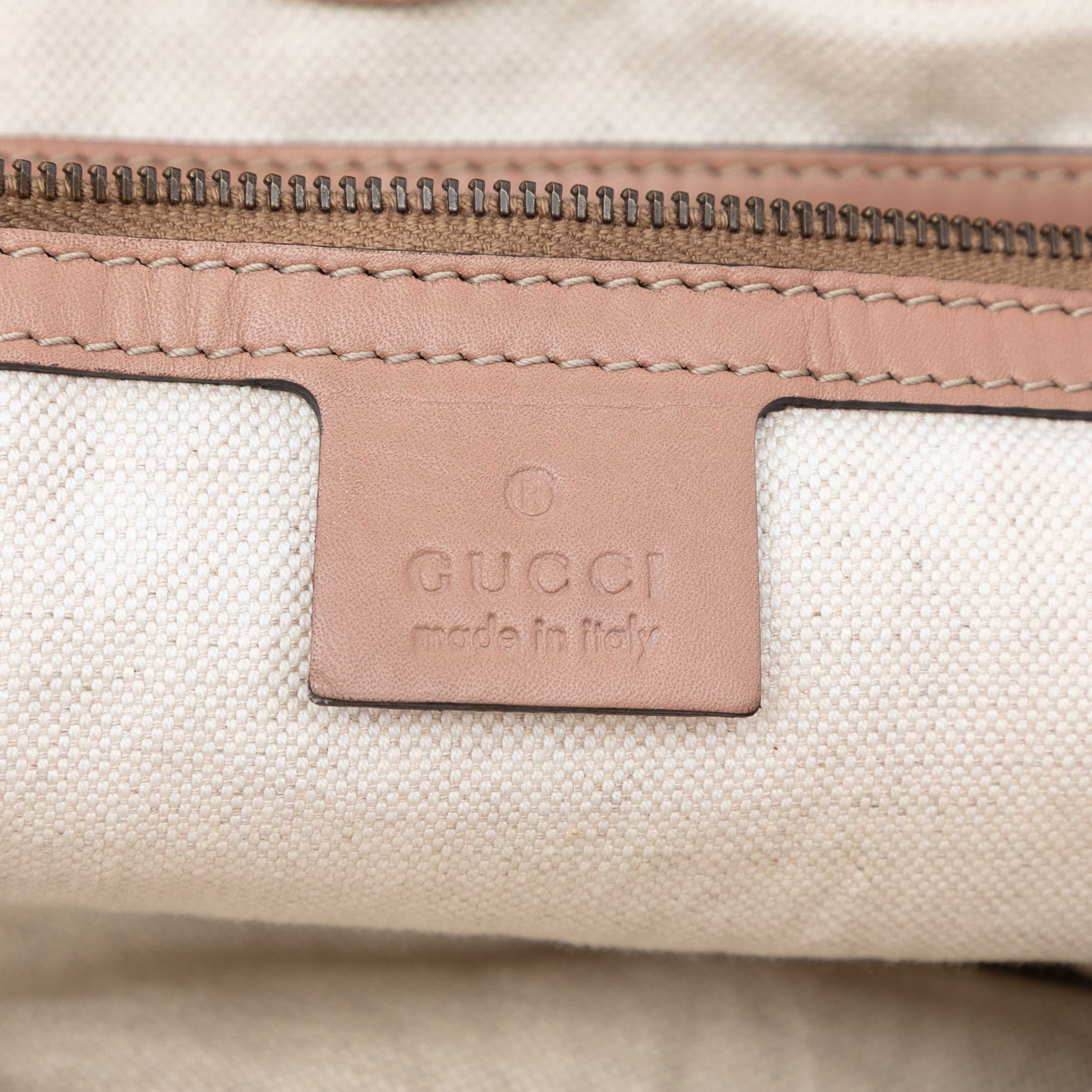 Gucci Large Gg Canvas Scarlett Tote, från Luxclusif, i färgen beige. Klicka för att öppna bilden i stort format