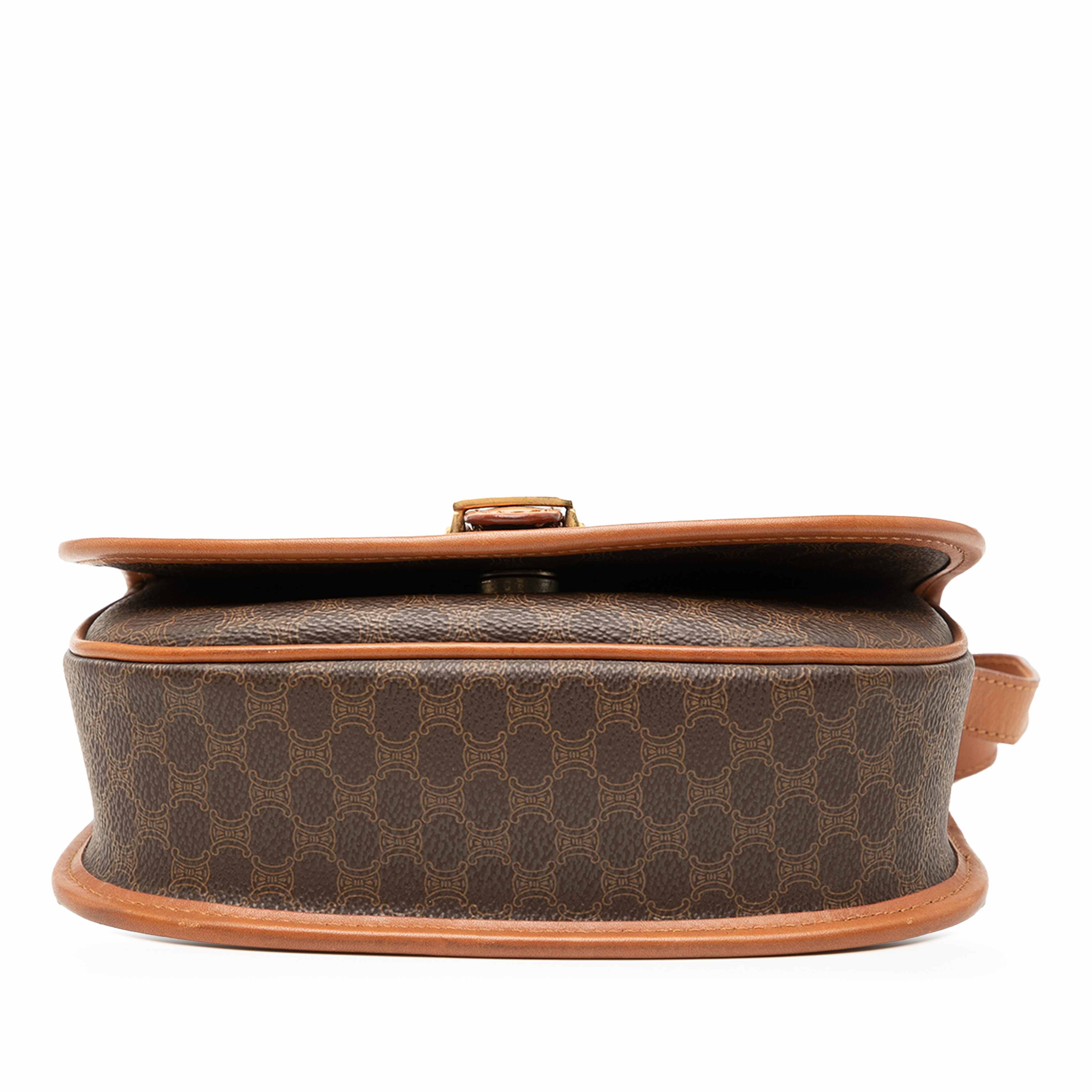 Celine Macadam Coated Canvas Crossbody, från Luxclusif, i färgen brown. Klicka för att öppna bilden i stort format