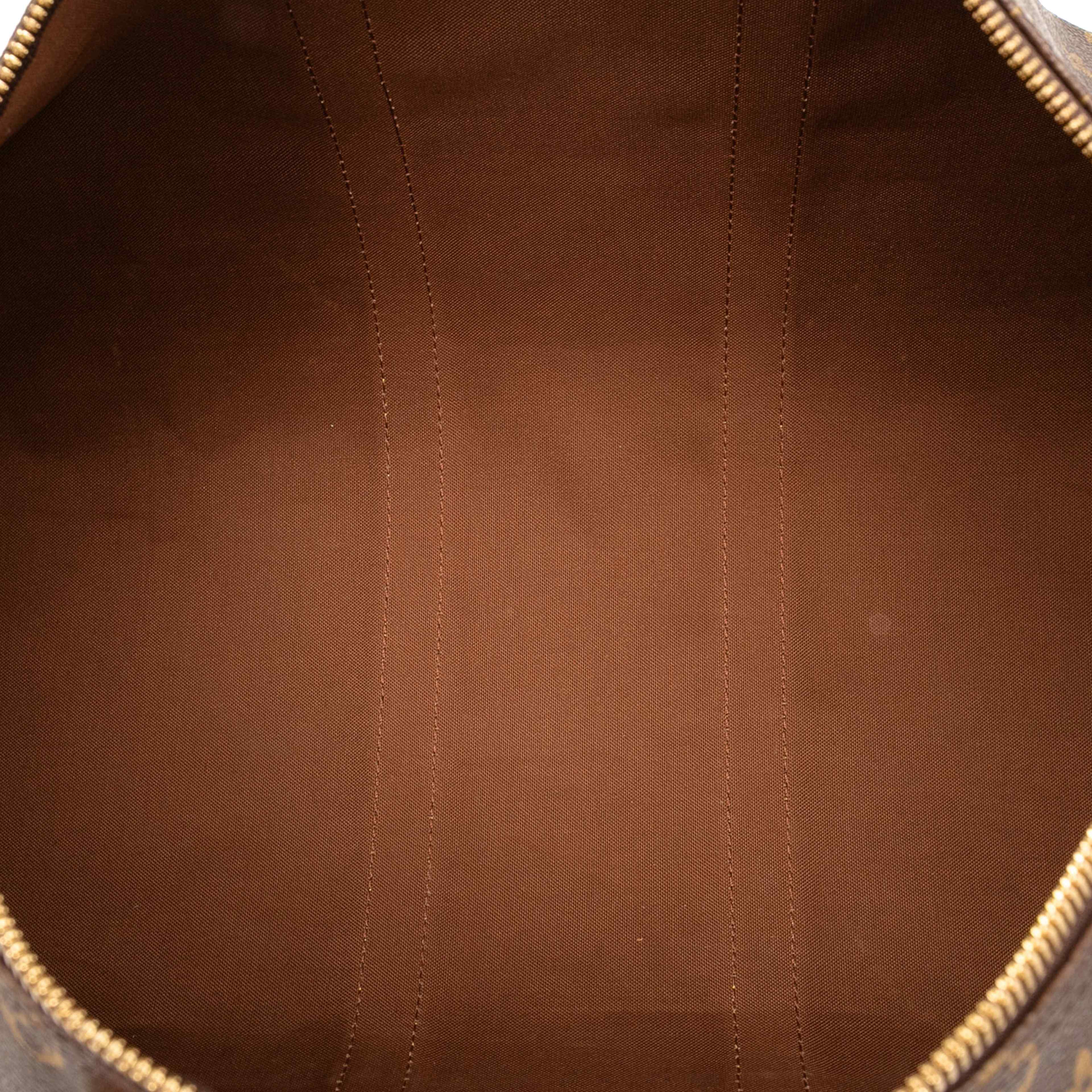 Louis Vuitton Monogram Keepall 45, från Luxclusif, i färgen brown. Klicka för att öppna bilden i stort format