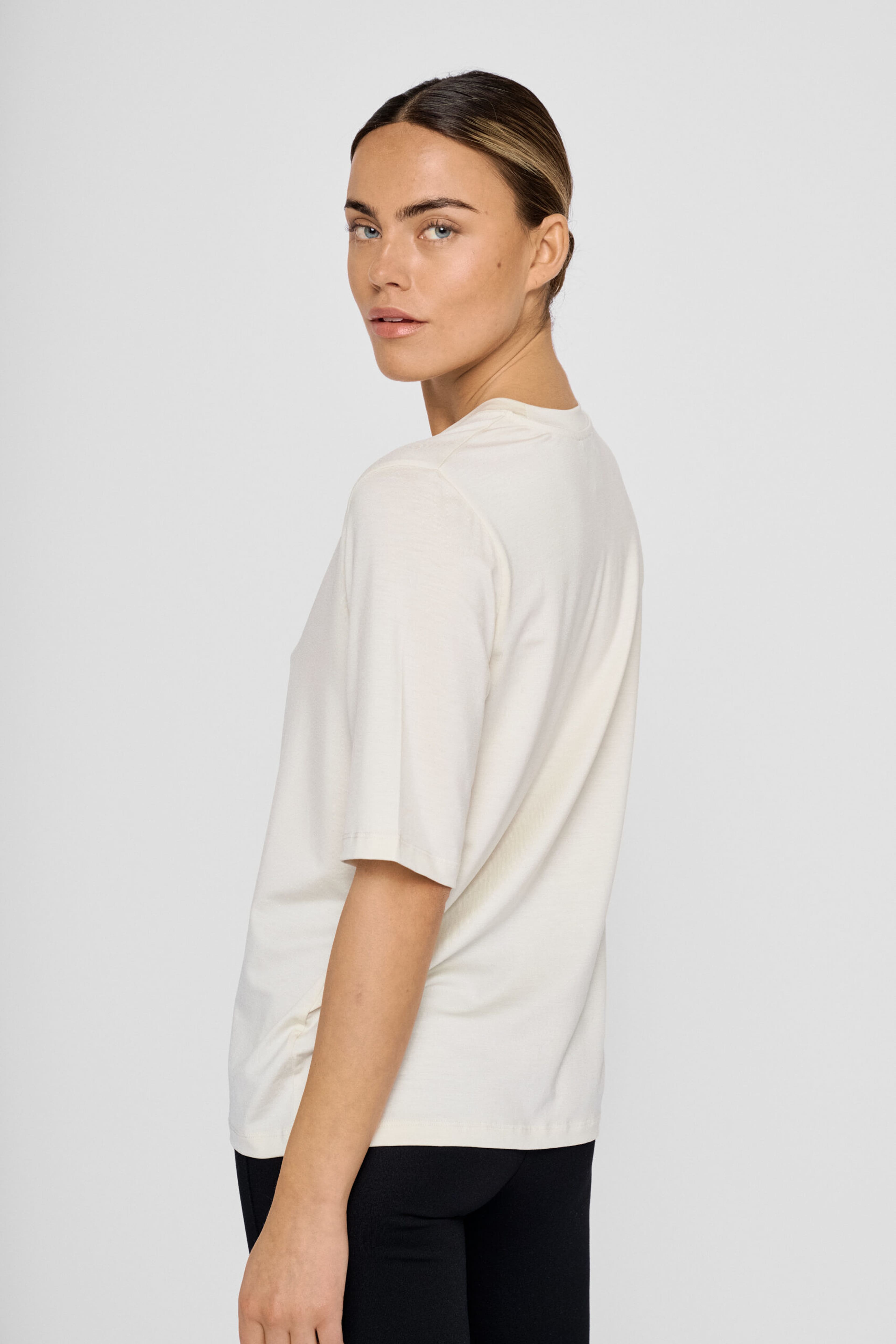 Bottas Tee - Birch