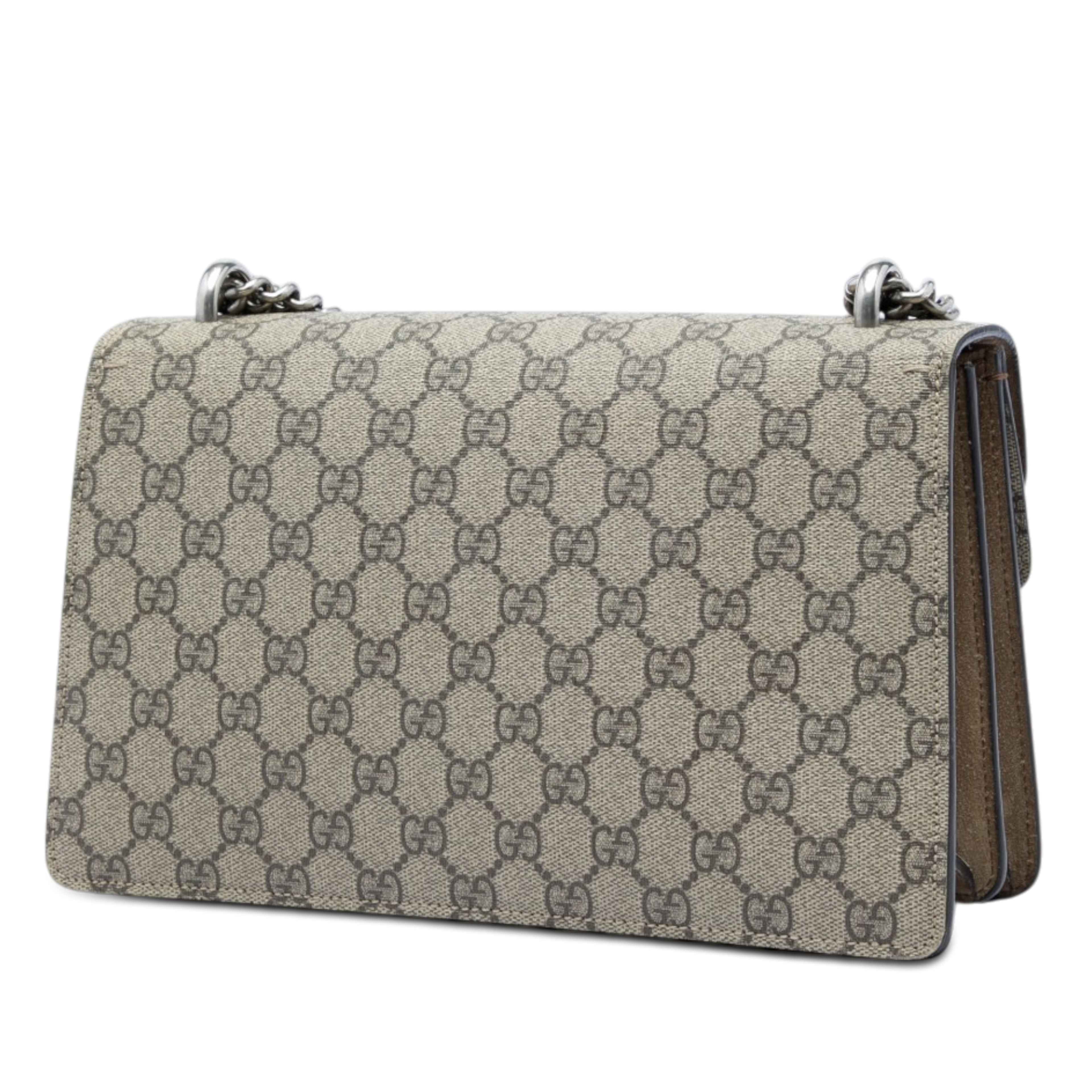 Gucci Medium Gg Supreme Dionysus Shoulder Bag, från Luxclusif, i färgen beige. Klicka för att öppna bilden i stort format