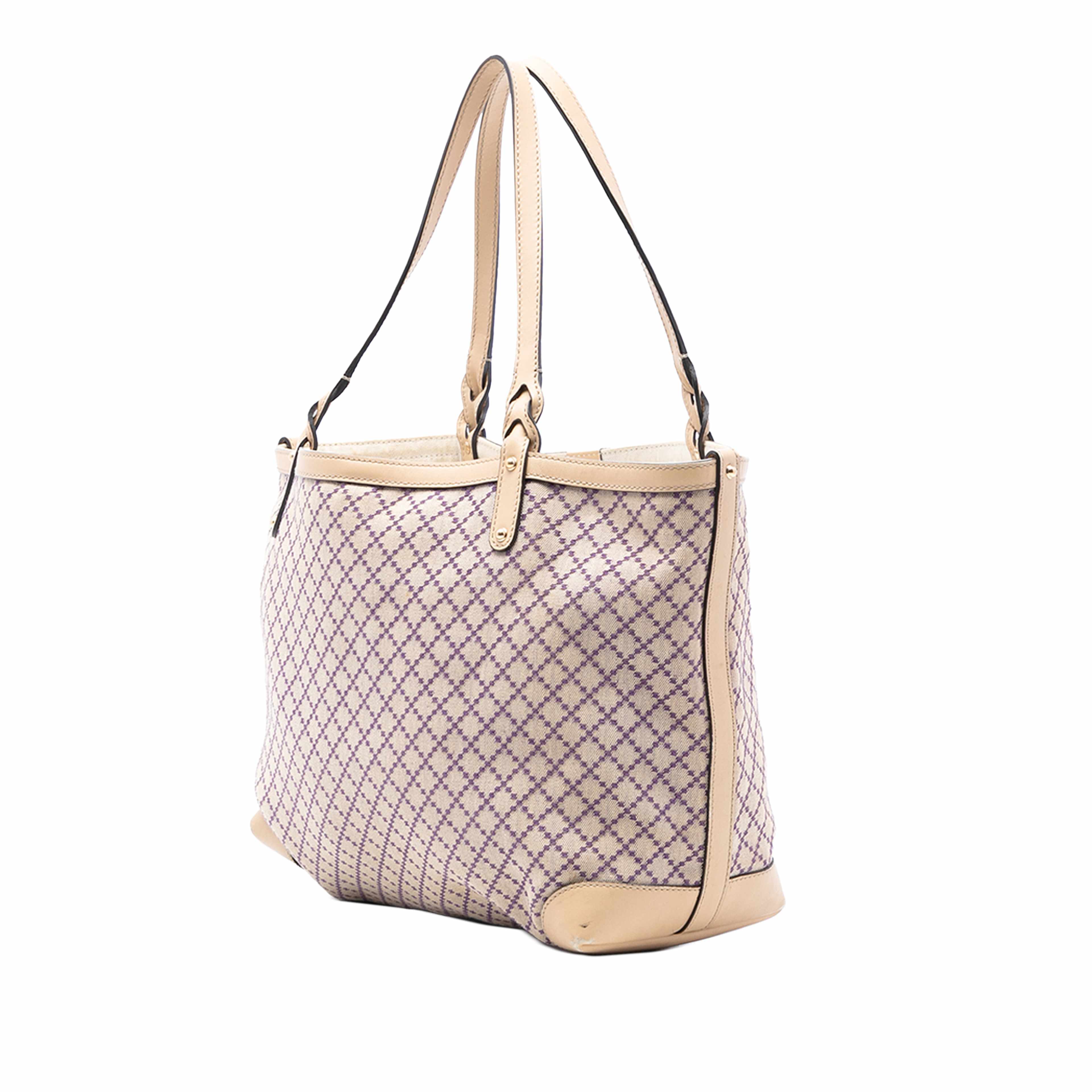 Gucci Medium Diamante Canvas Craft Tote, från Luxclusif, i färgen beige. Klicka för att öppna bilden i stort format