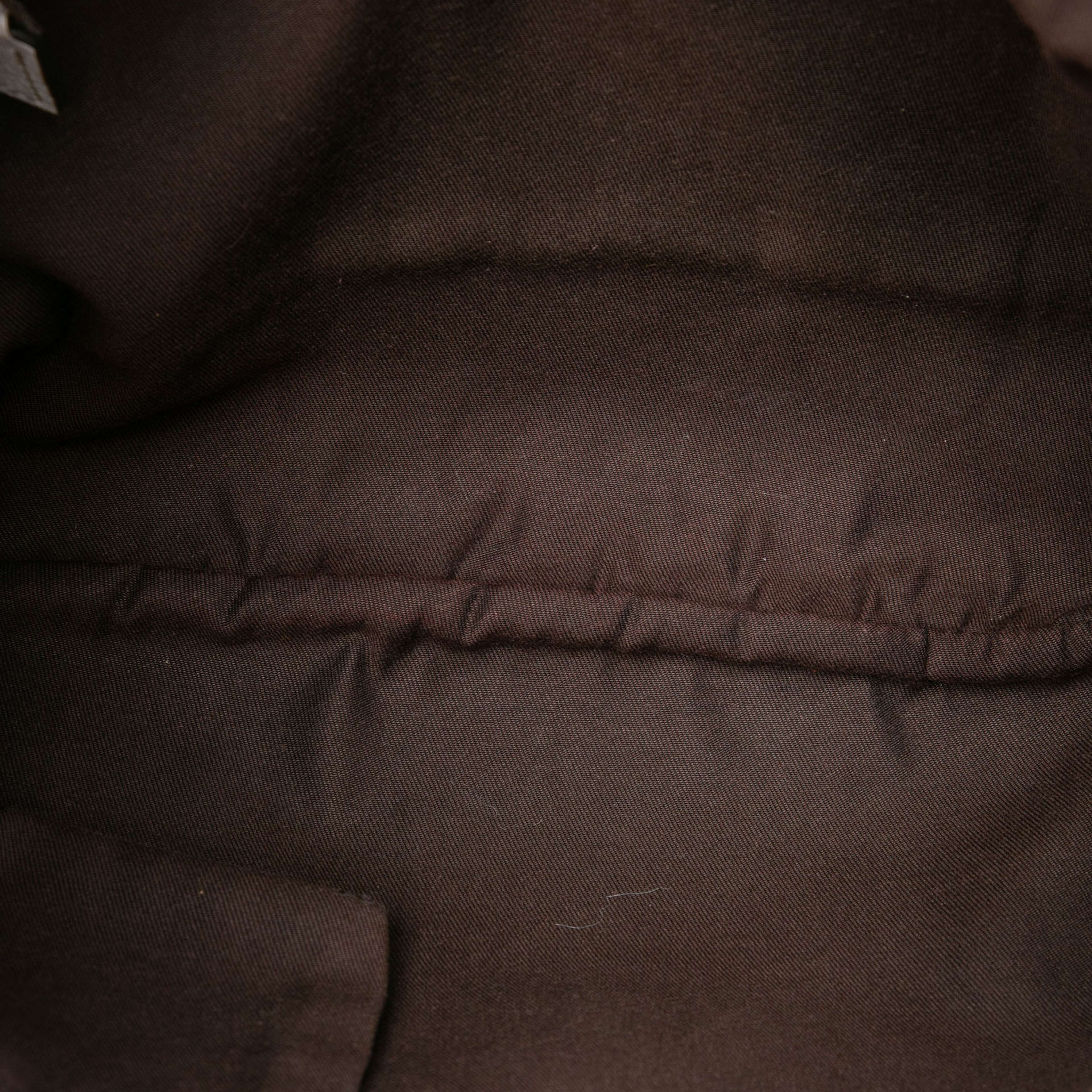 Gucci Gg Canvas Web Crossbody, från Luxclusif, i färgen vit. Klicka för att öppna bilden i stort format