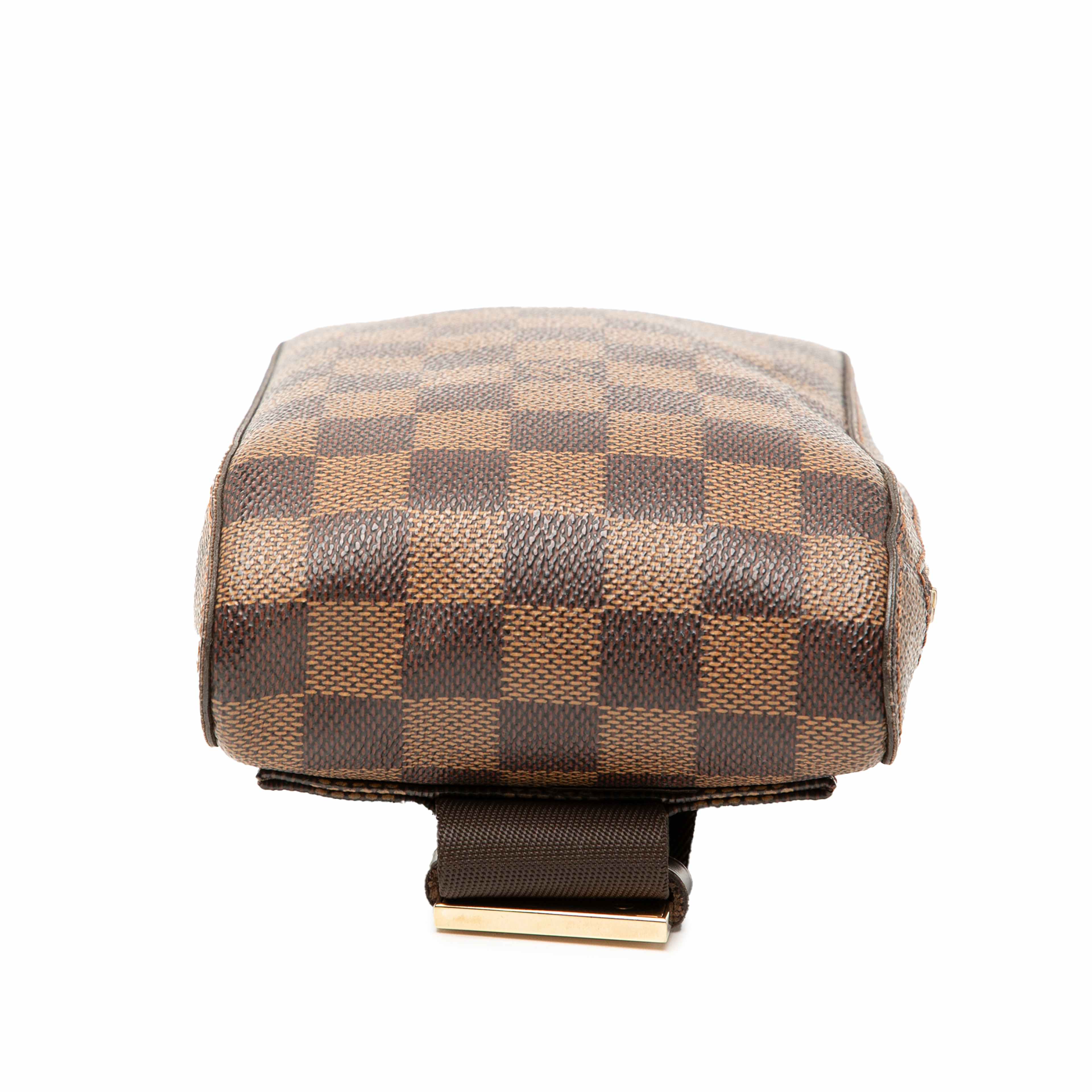 Louis Vuitton Damier Ebene Geronimos, från Luxclusif, i färgen brun. Klicka för att öppna bilden i stort format