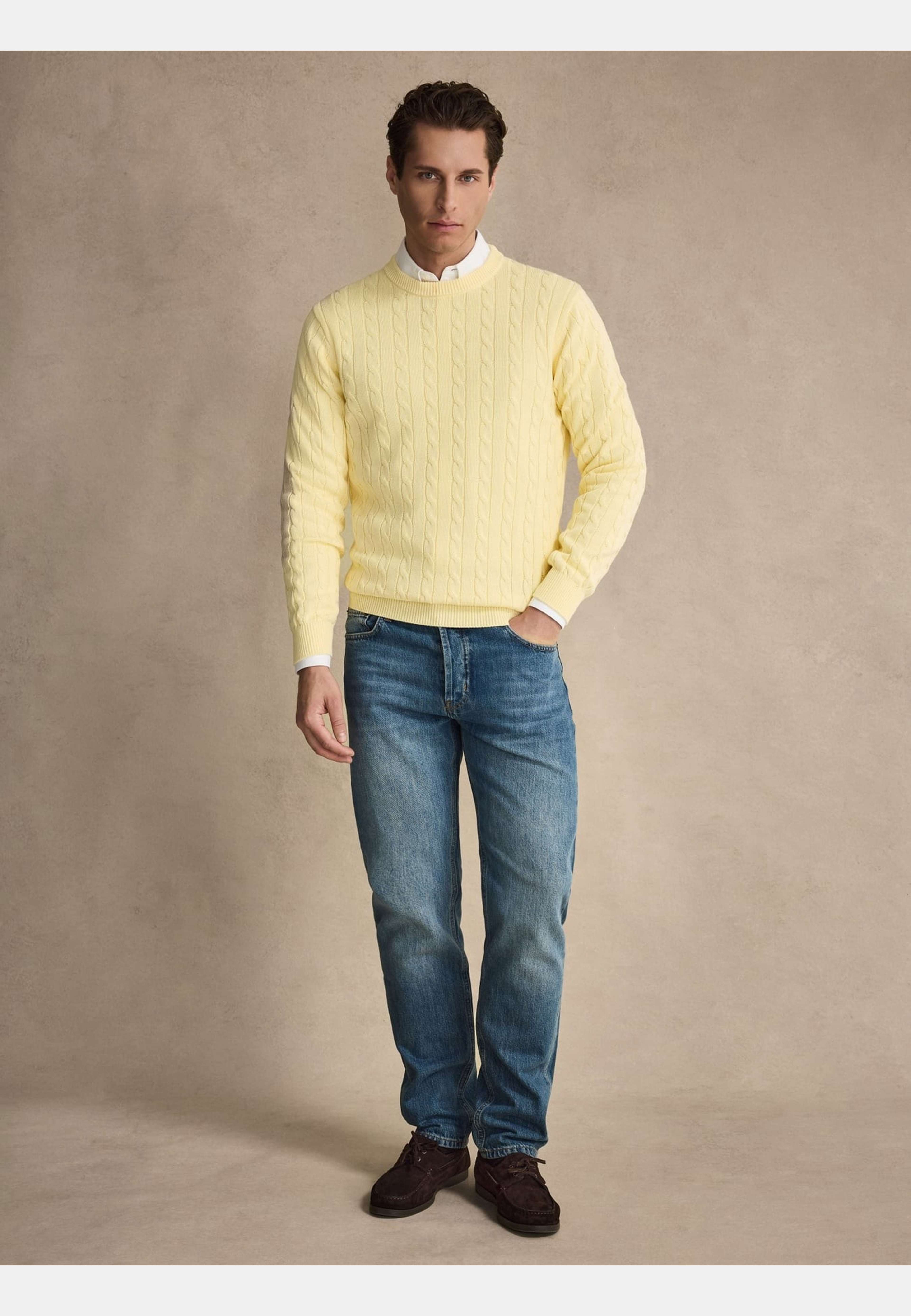 Cotton Cable Knitted Crew Neck Sweater (haidar), från John Henric, i färgen yellow. Klicka för att öppna bilden i stort format