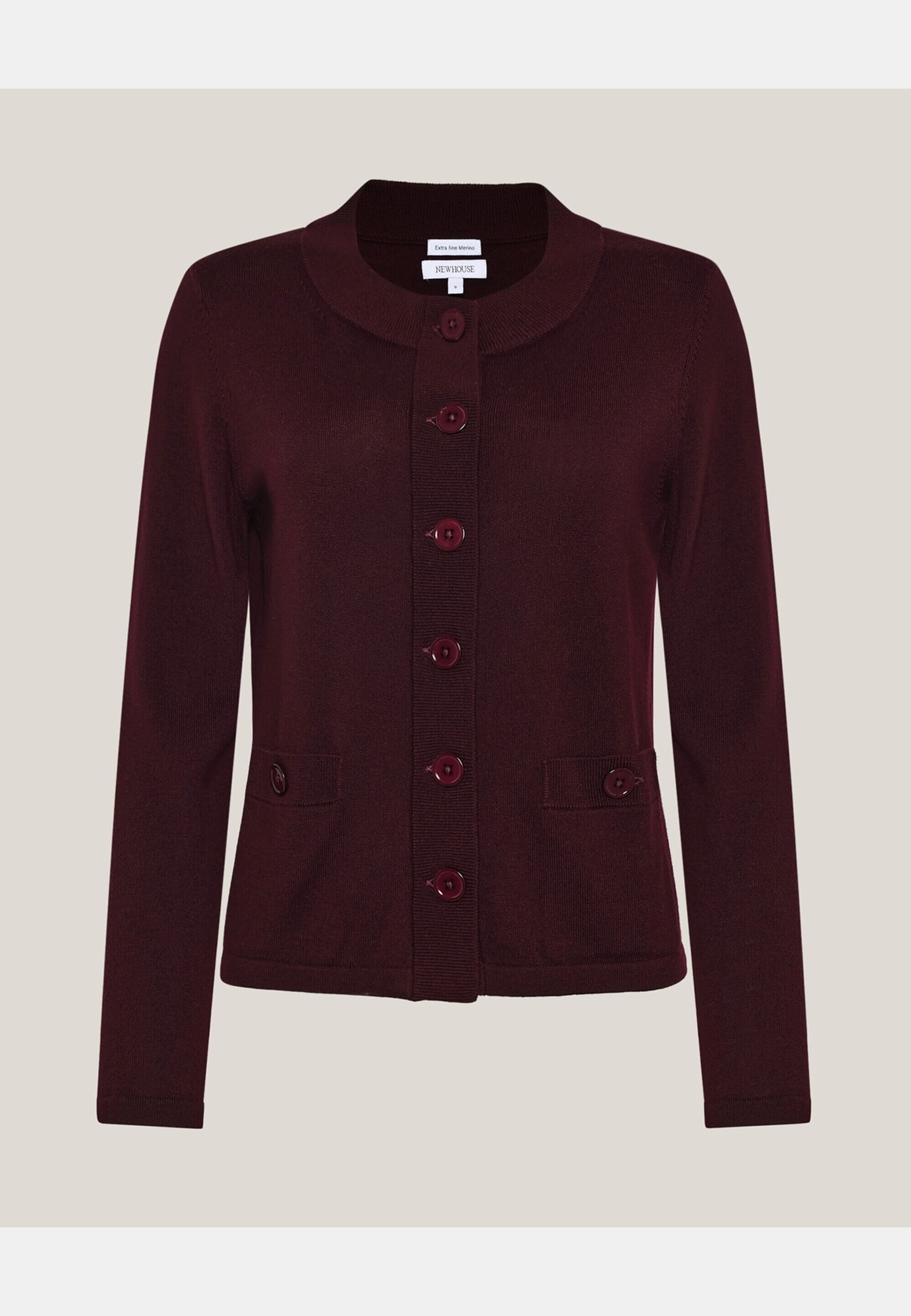 Merinoullscardigan Sarah, från Newhouse, i färgen vinröd. Klicka för att öppna bilden i stort format
