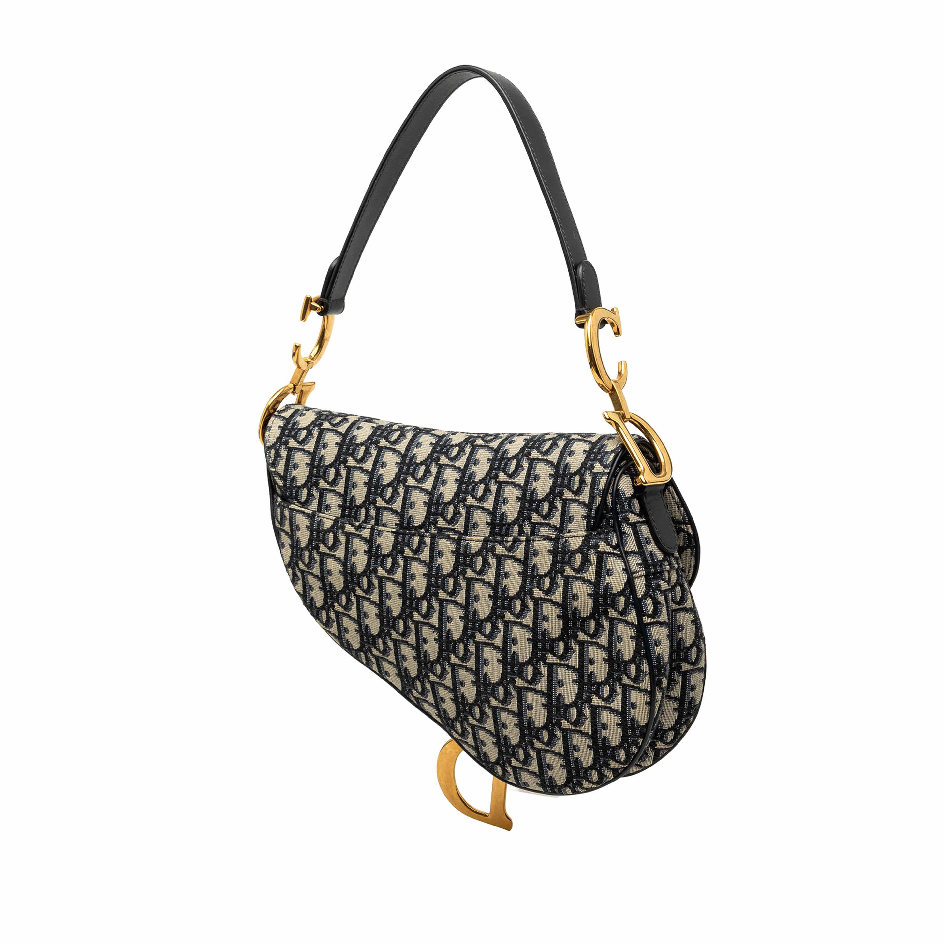 Dior Oblique Canvas Saddle Bag, från Luxclusif, i färgen blå. Klicka för att öppna bilden i stort format