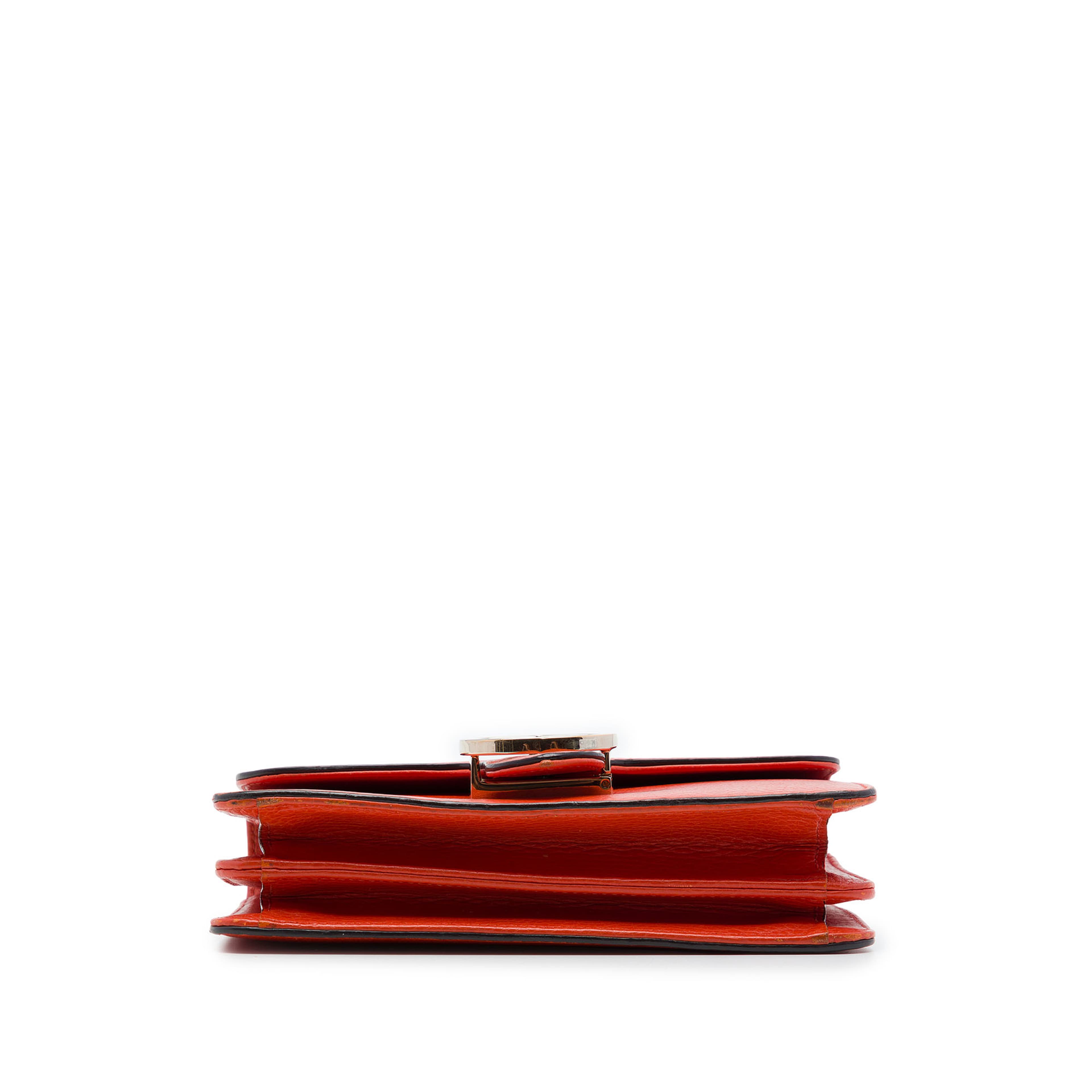 Gucci Small Dollar Calfskin Interlocking G Crossbody, från Luxclusif, i färgen orange. Klicka för att öppna bilden i stort format