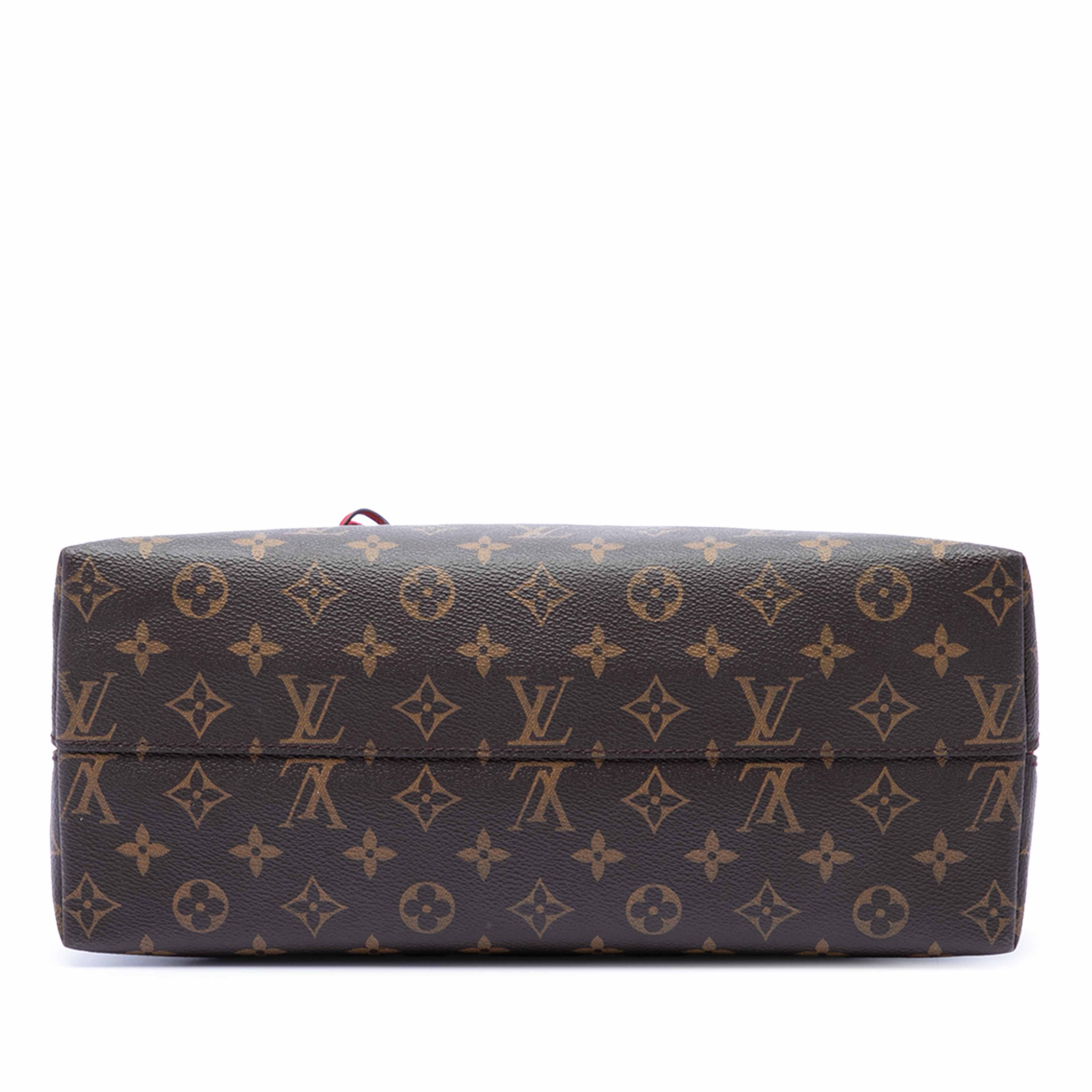Louis Vuitton Monogram Alma Bnb, från Luxclusif, i färgen brown. Klicka för att öppna bilden i stort format