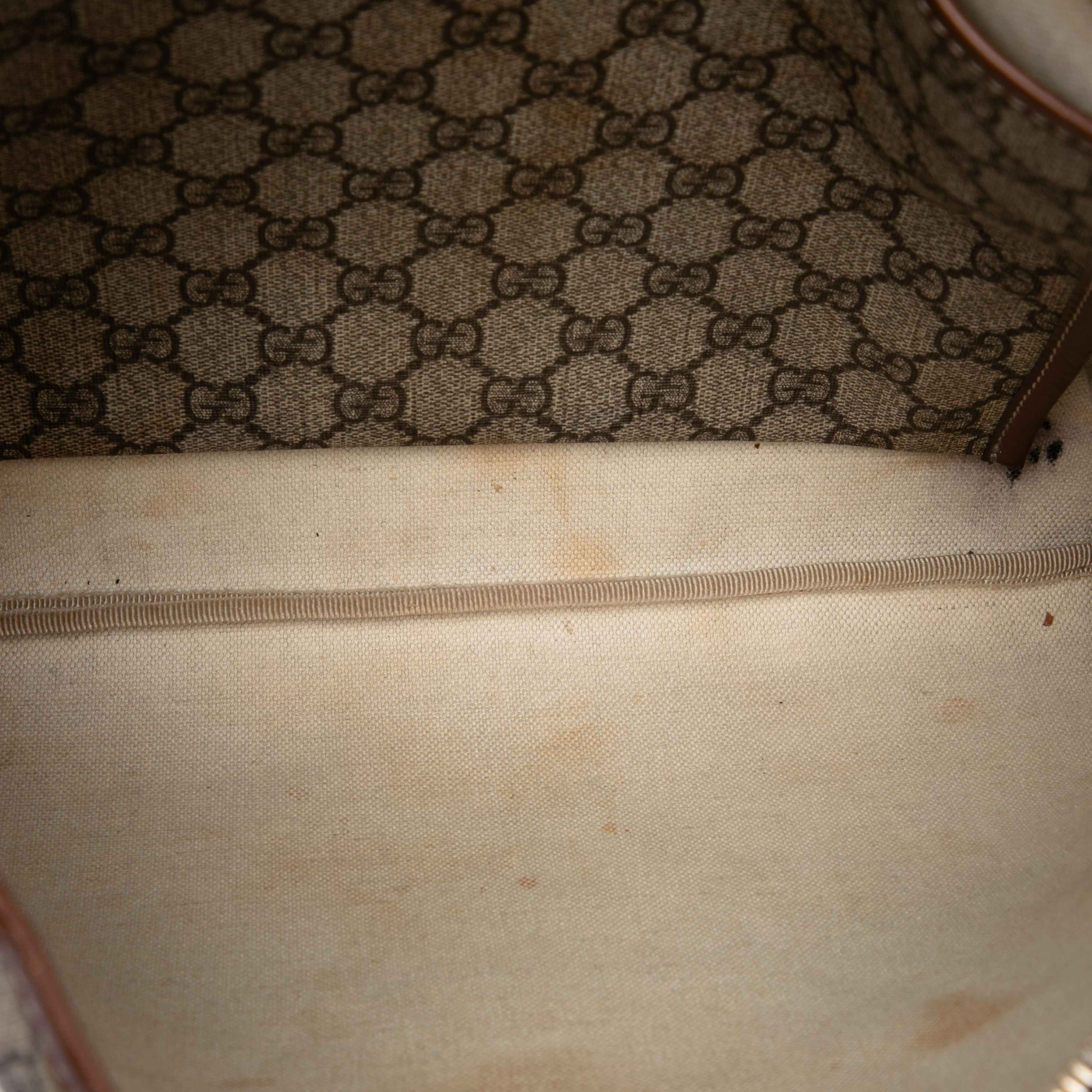 Gucci Gg Supreme Web Crossbody, från Luxclusif, i färgen beige. Klicka för att öppna bilden i stort format
