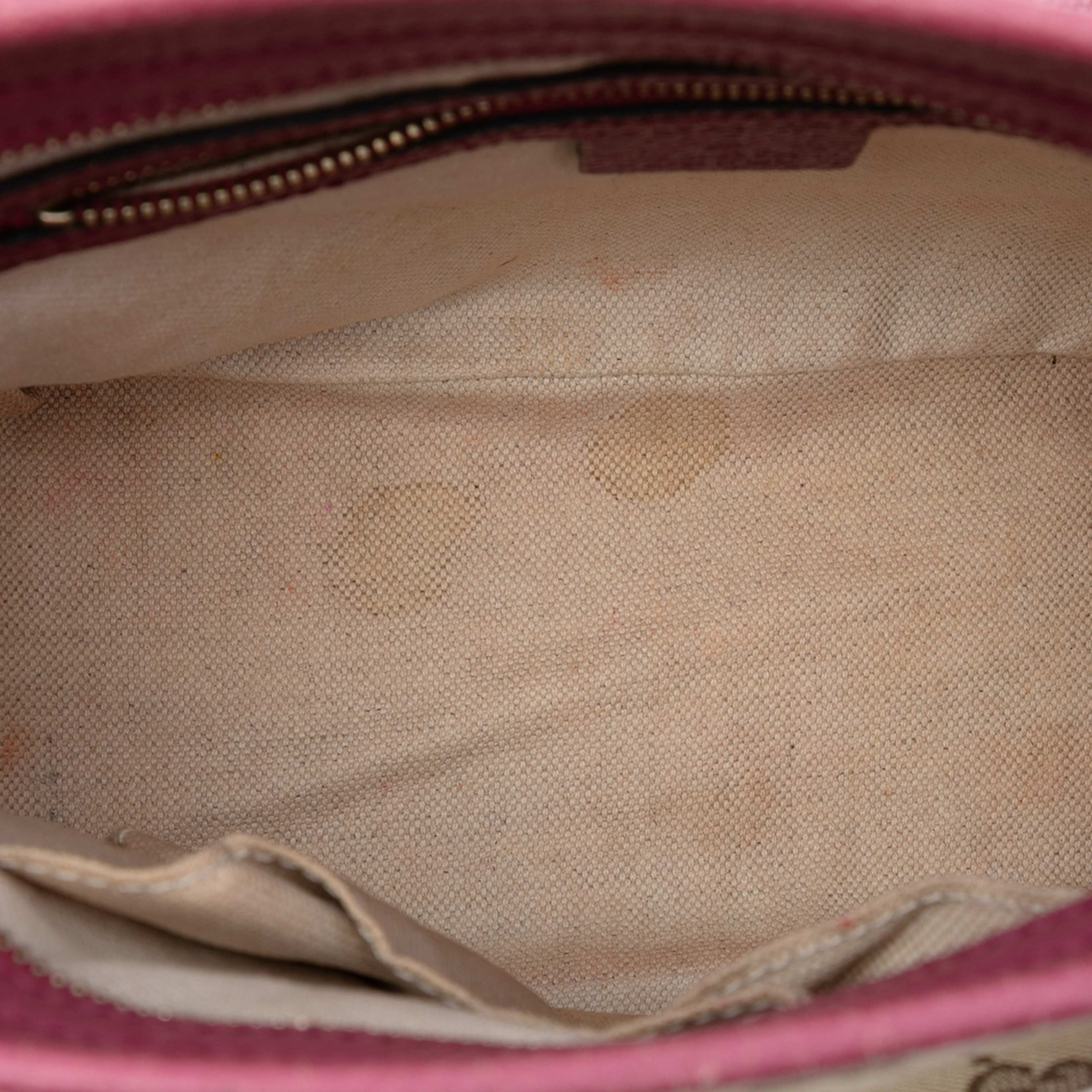 Gucci Small Gg Canvas Bree Satchel, från Luxclusif, i färgen beige. Klicka för att öppna bilden i stort format