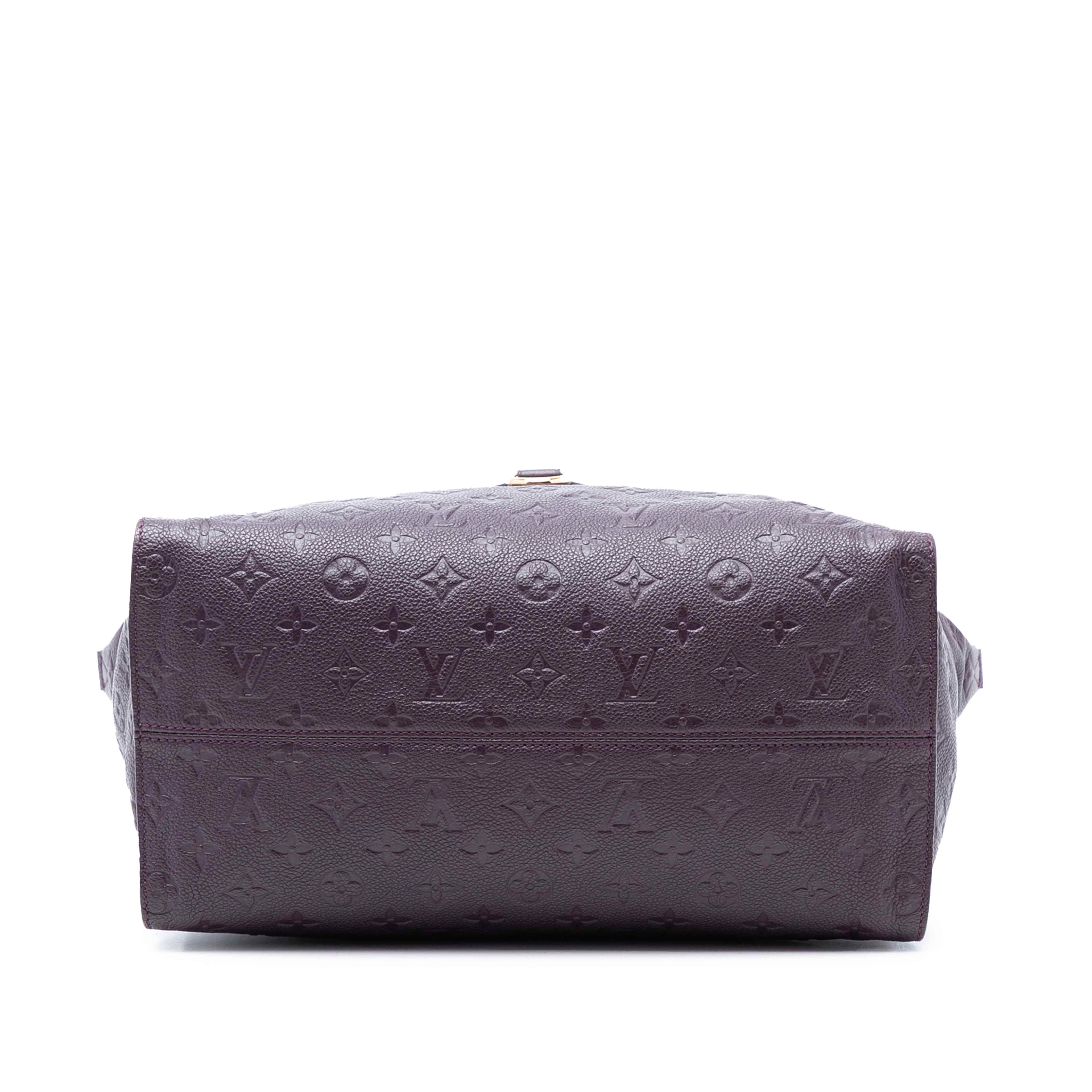 Louis Vuitton Monogram Empreinte Lumineuse Pm, från Luxclusif, i färgen violet. Klicka för att öppna bilden i stort format