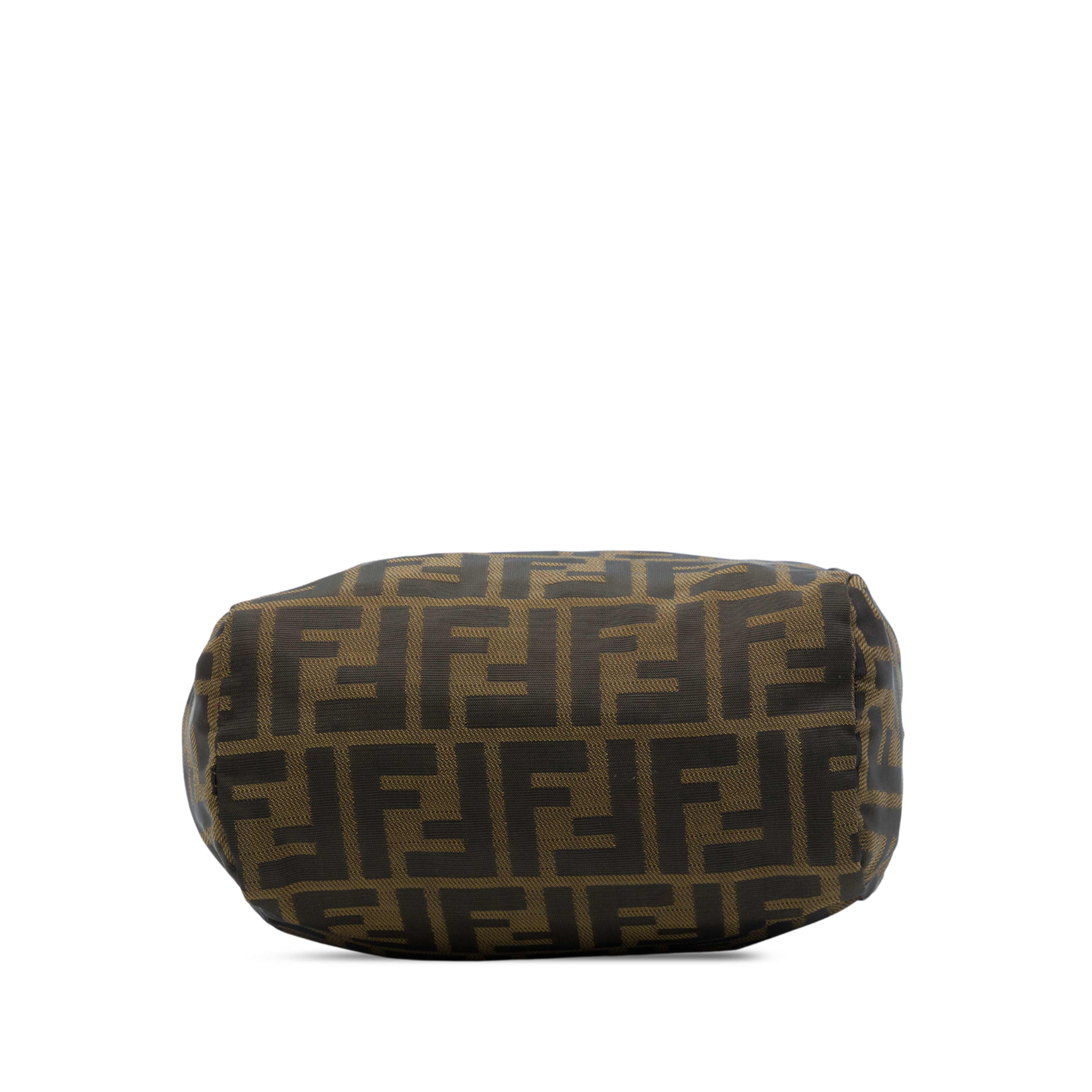 Fendi Mini Zucca Canvas Satchel, från Luxclusif, i färgen brun. Klicka för att öppna bilden i stort format