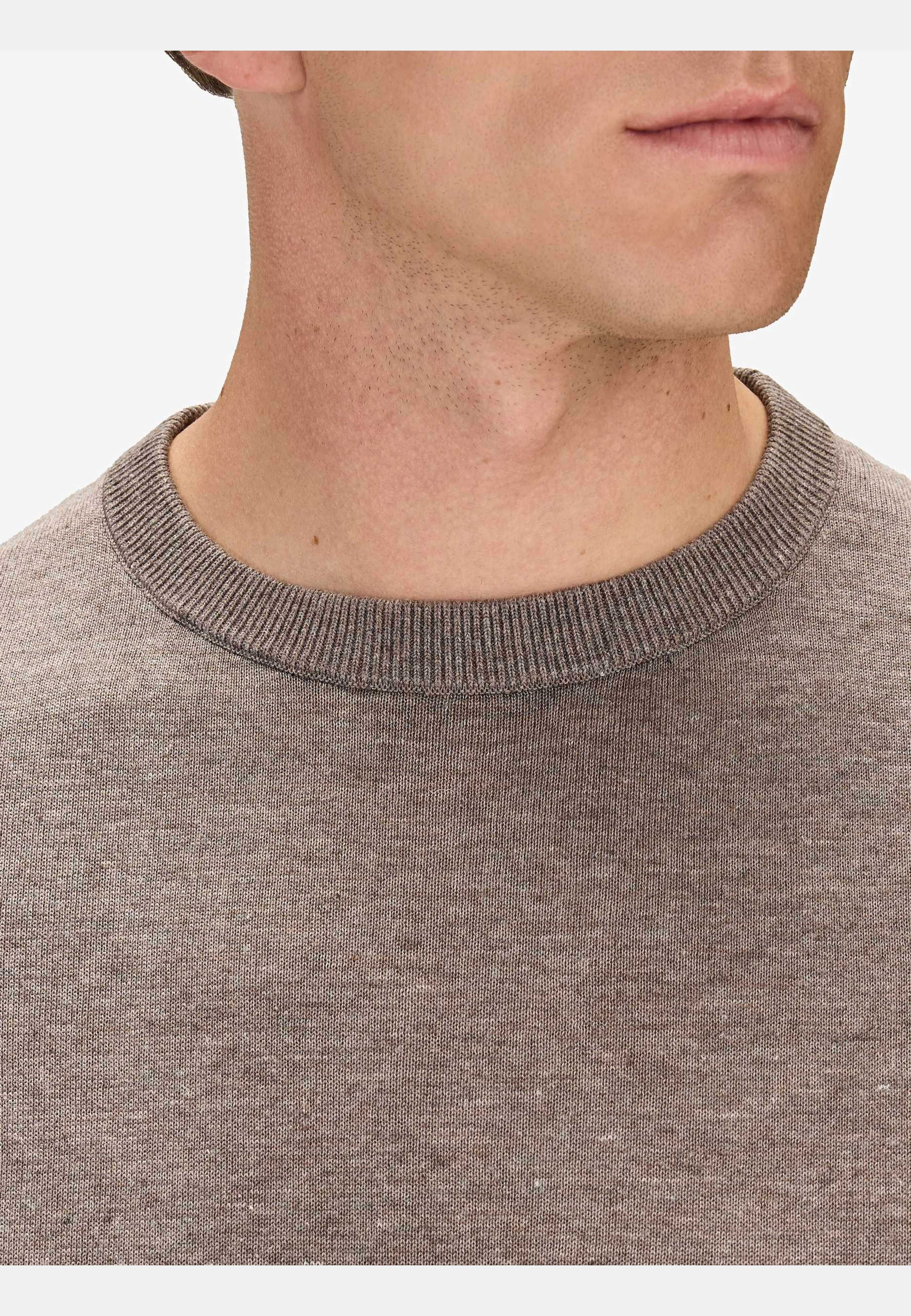 Lyocell Linen Tee (benji), från John Henric, i färgen mid brown. Klicka för att öppna bilden i stort format