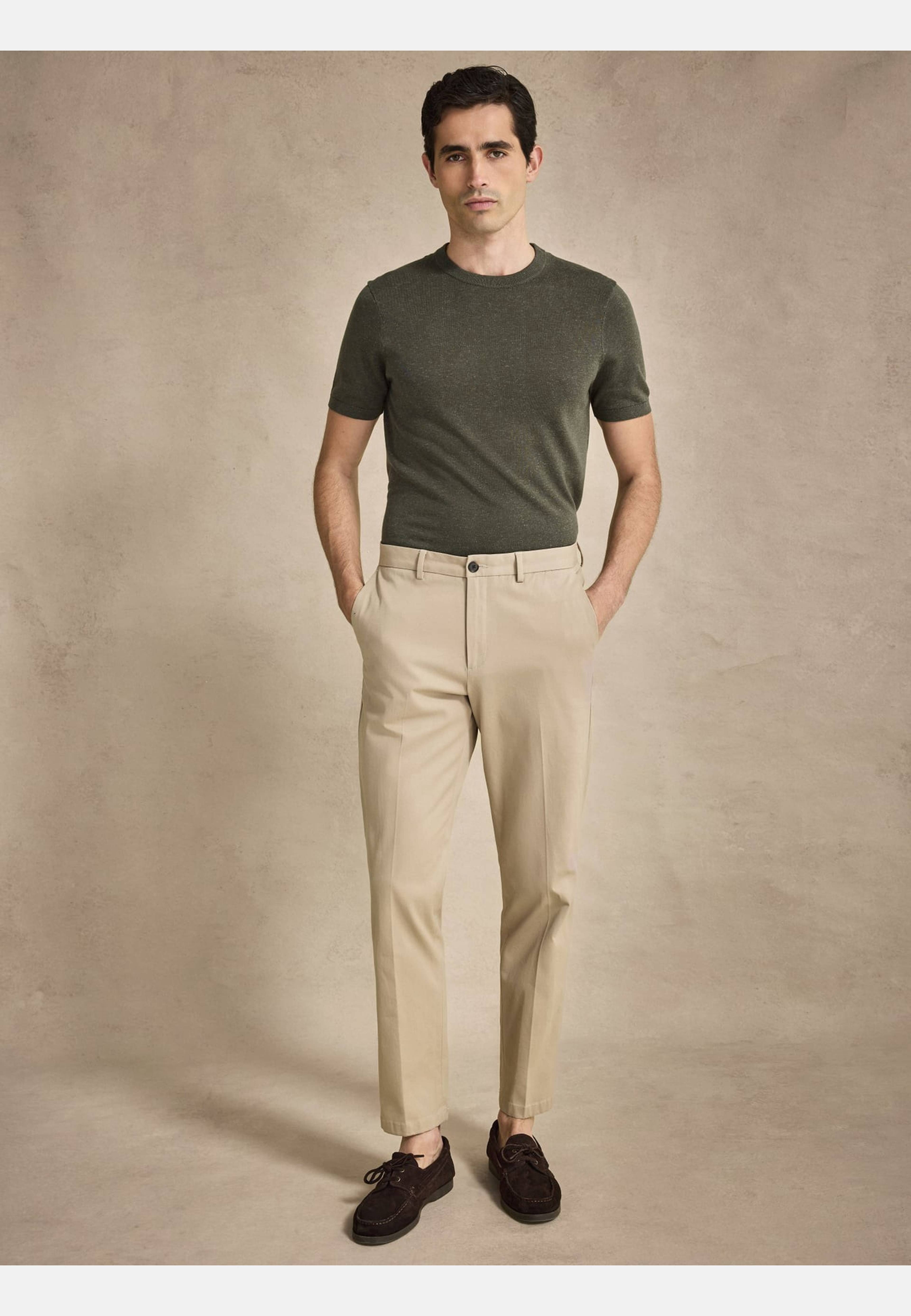 Lyocell Linen Tee (benji), från John Henric, i färgen mid brown. Klicka för att öppna bilden i stort format