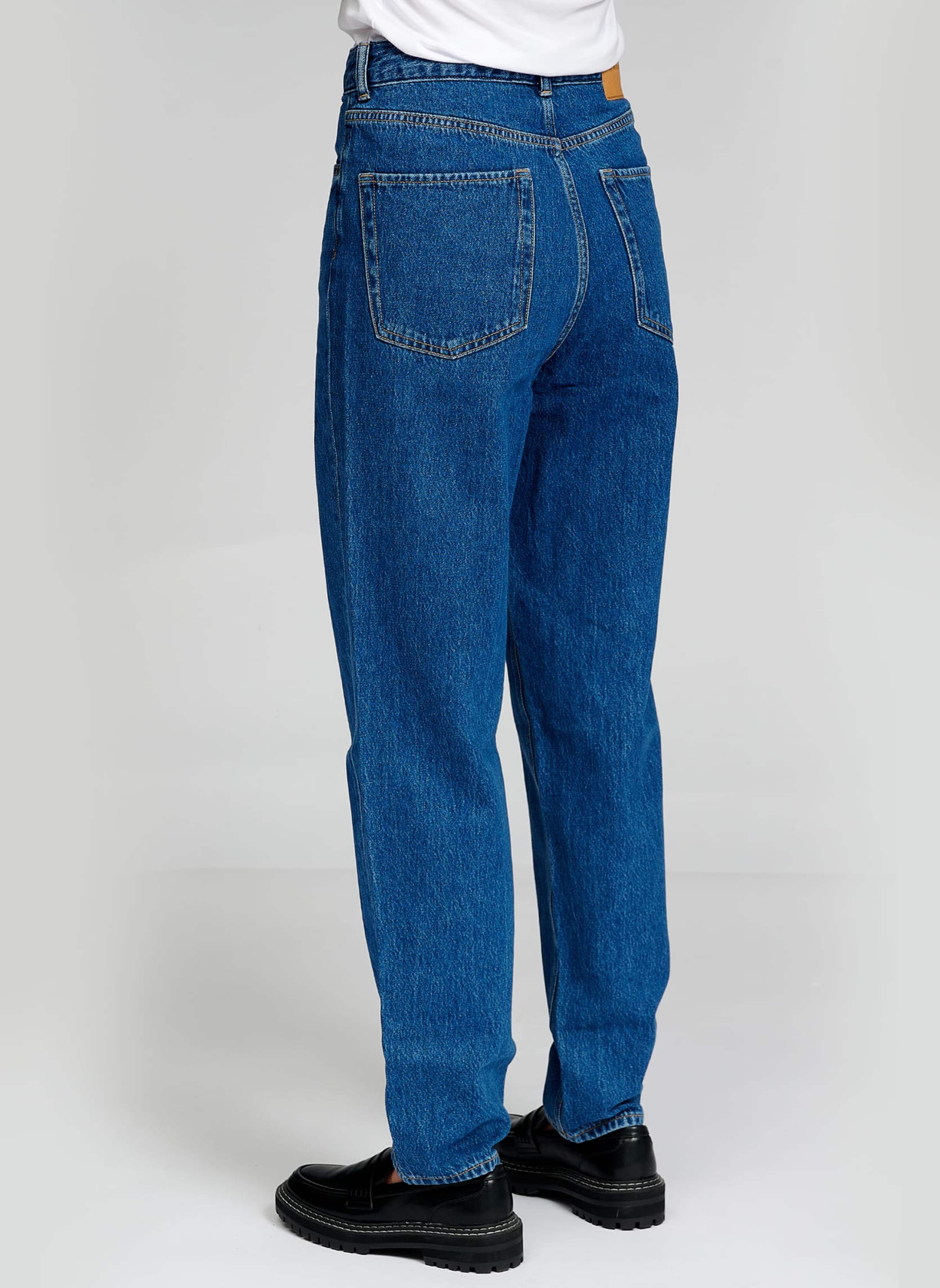 Performance Mom Jeans