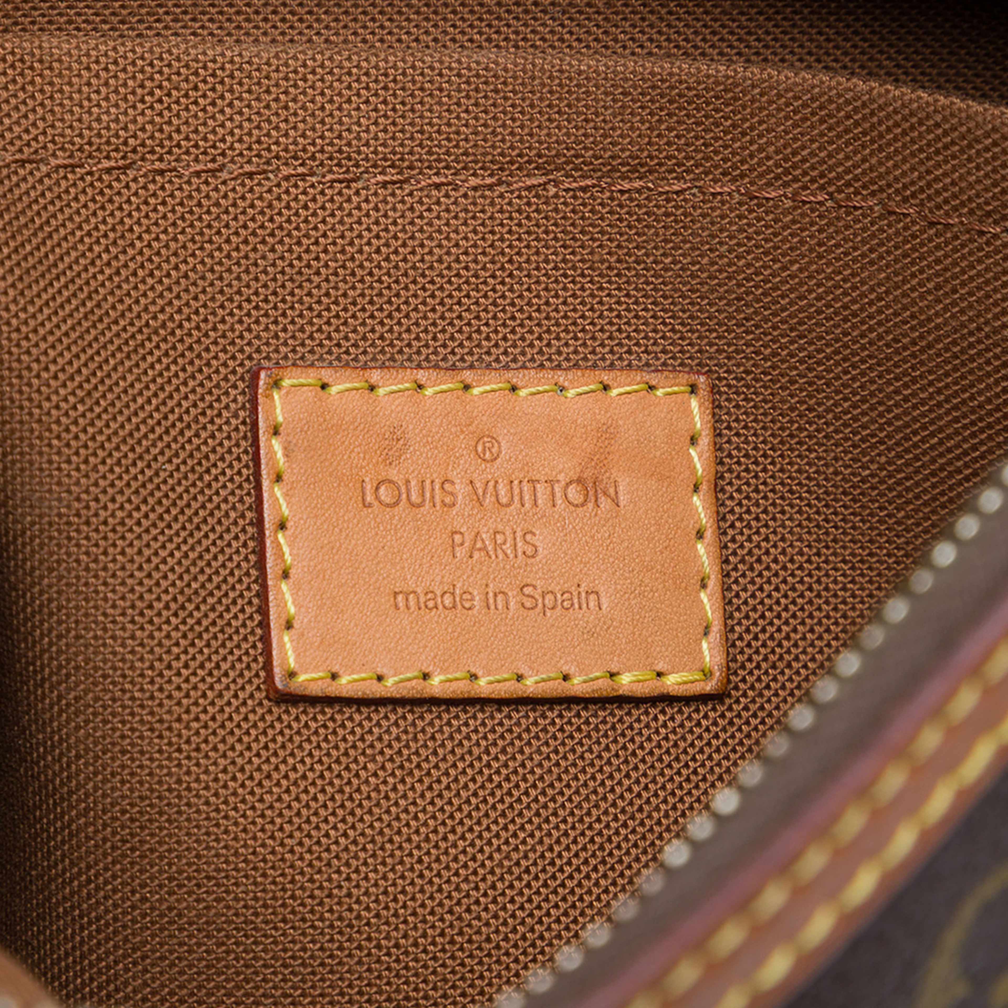 Louis Vuitton Monogram Odeon Pm, från Luxclusif, i färgen brun. Klicka för att öppna bilden i stort format
