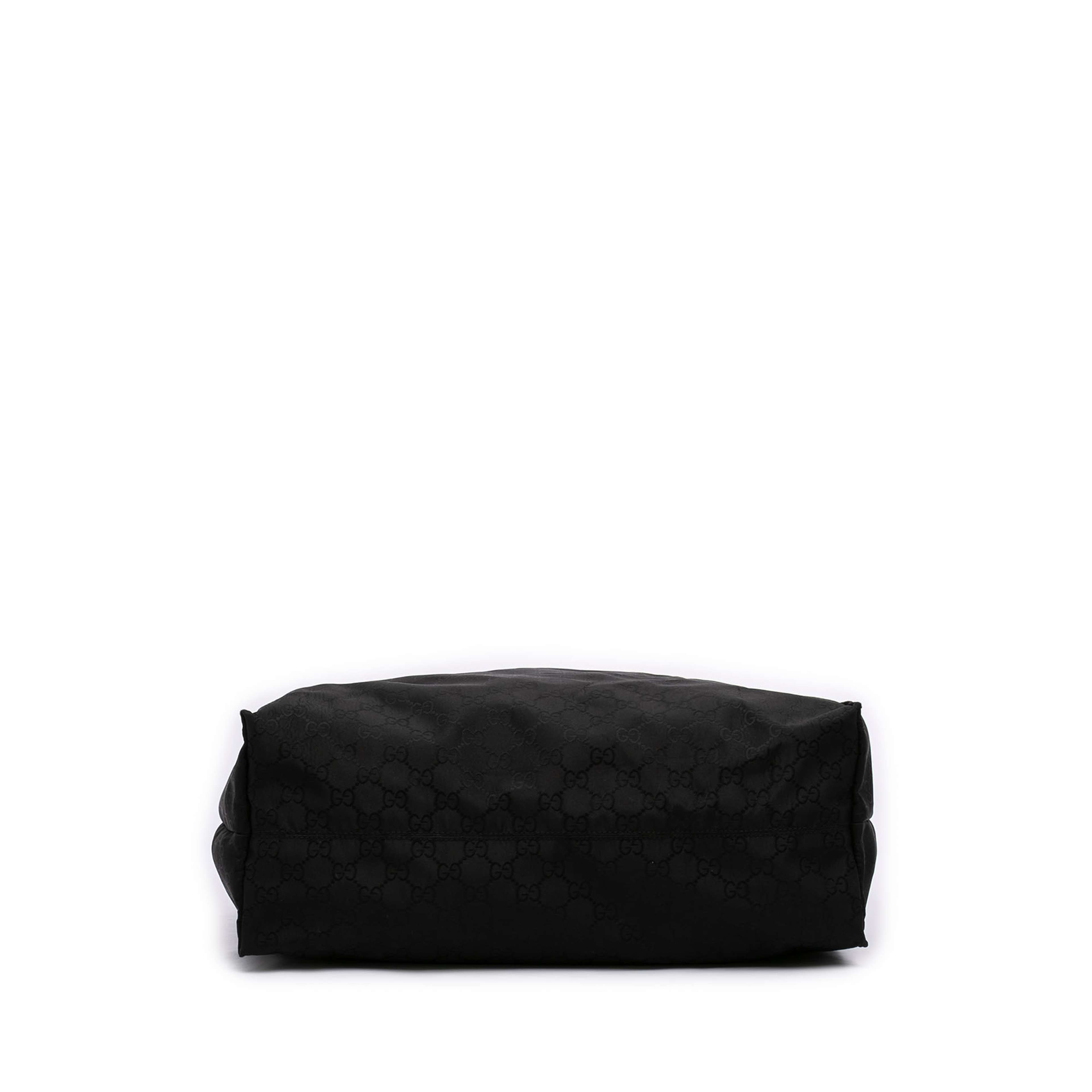 Gucci Gg Nylon Web Tote, från Luxclusif, i färgen svart. Klicka för att öppna bilden i stort format