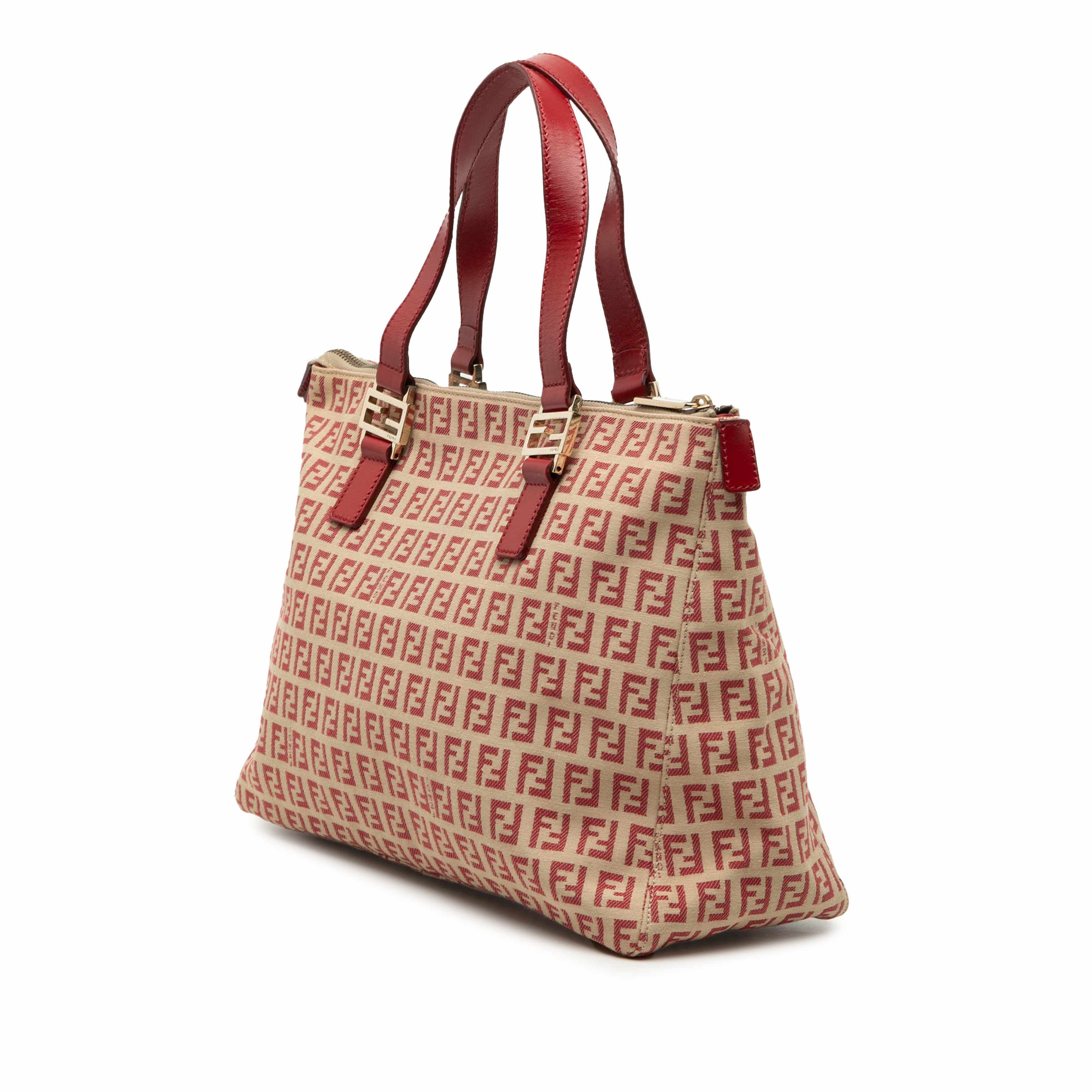 Fendi Zucchino Canvas Tote, från Luxclusif, i färgen röd. Klicka för att öppna bilden i stort format