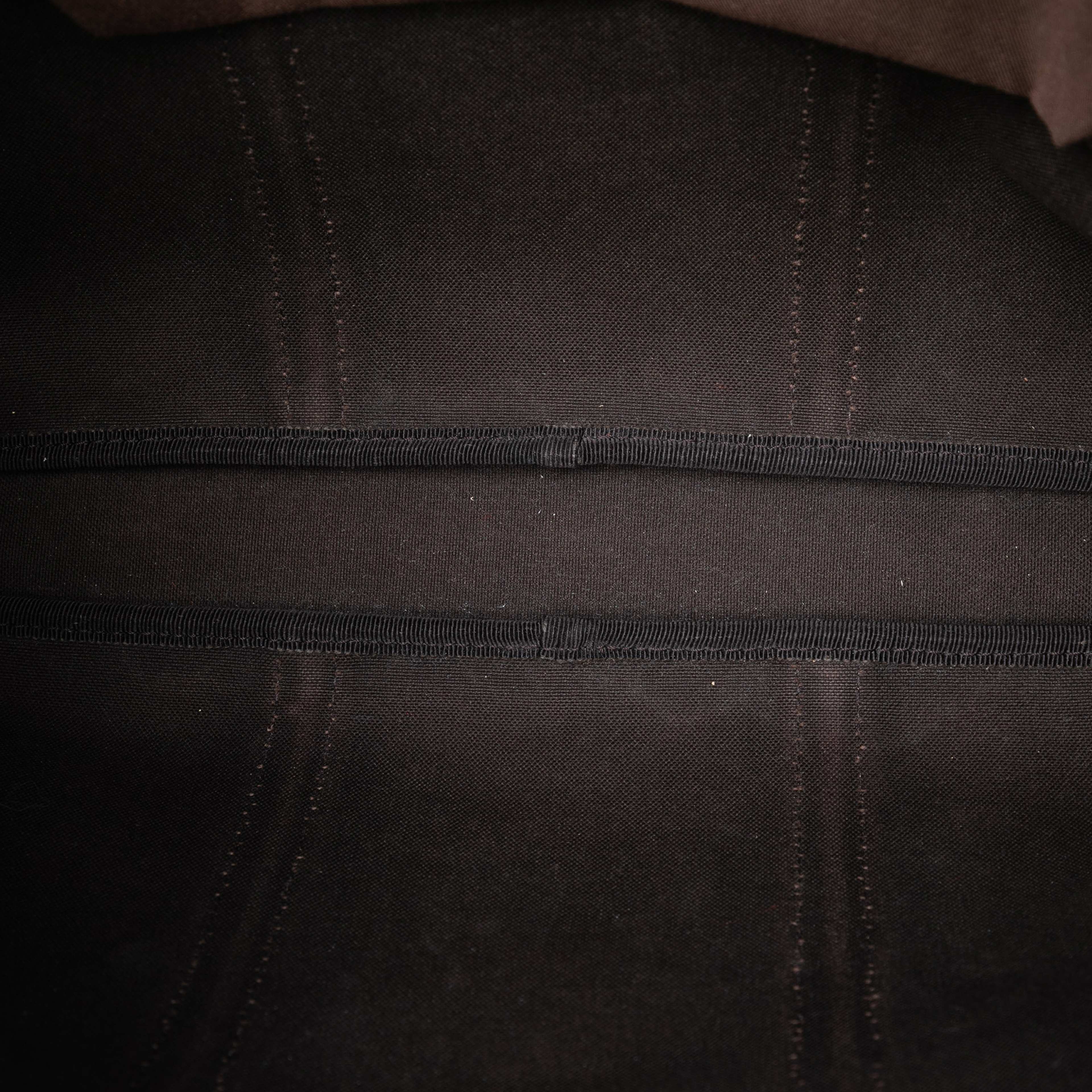 Gucci Gg Supreme Business Bag, från Luxclusif, i färgen beige. Klicka för att öppna bilden i stort format