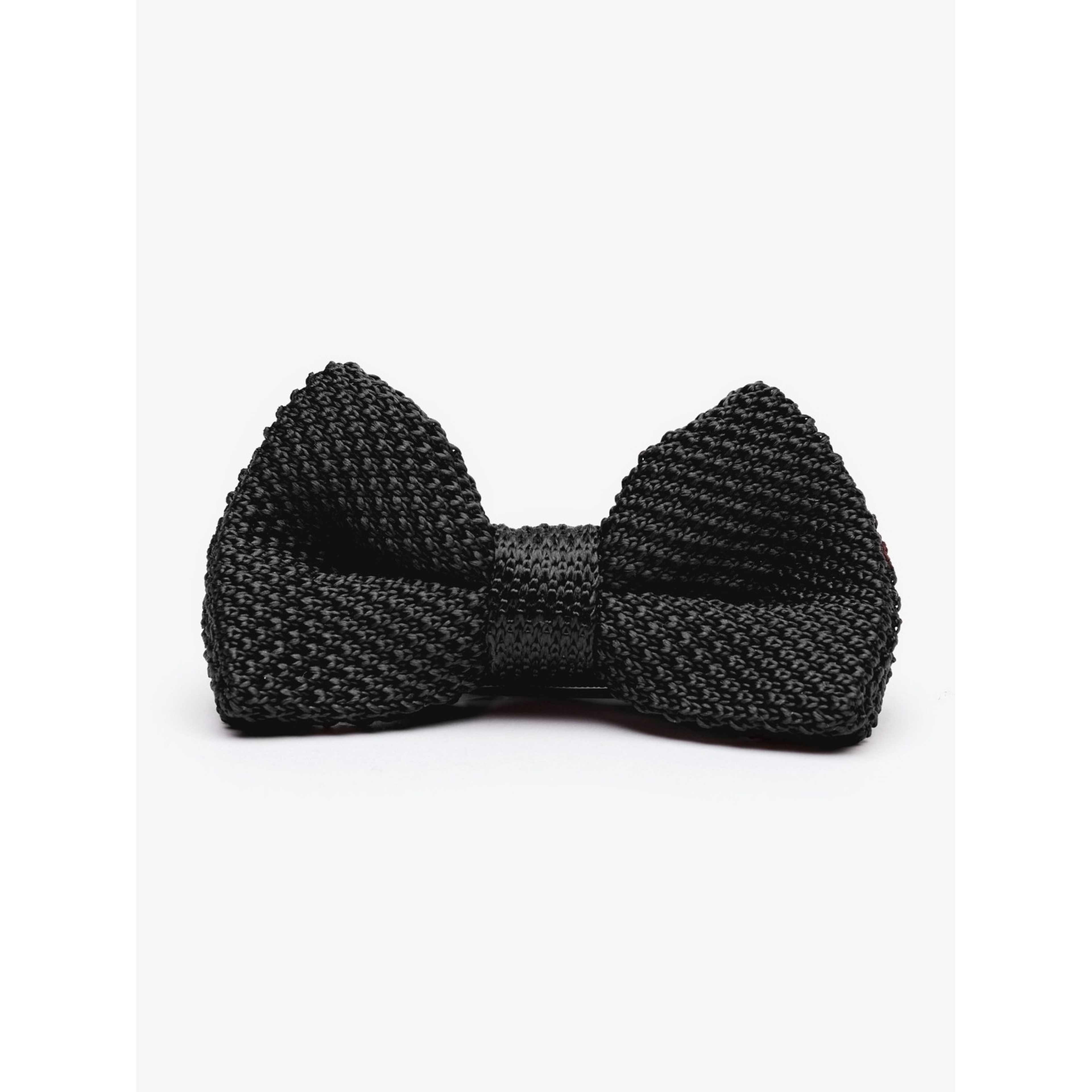 Knitted Bow Tie